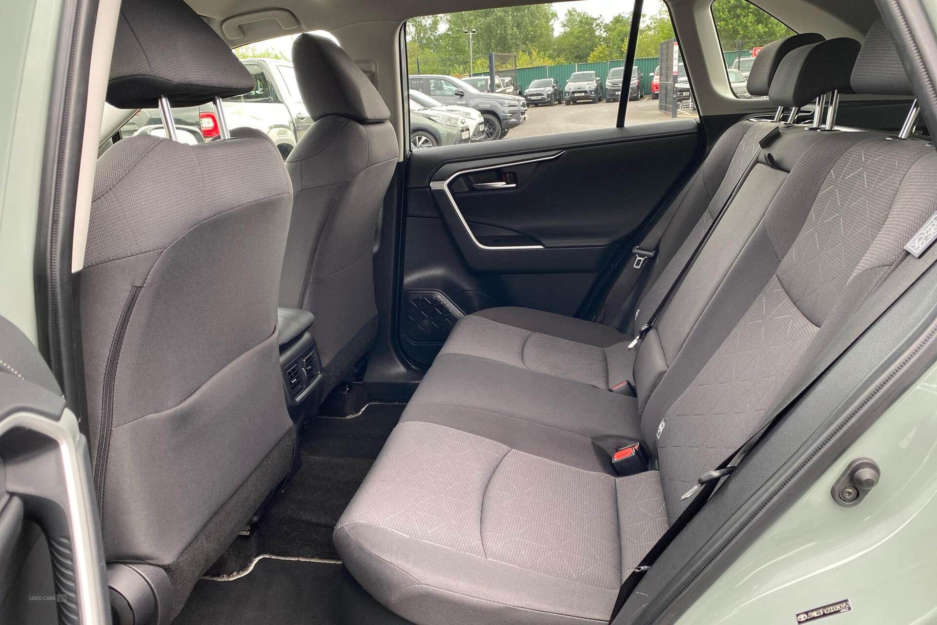 May 2021 Toyota RAV4 2.5 VVT-i Hybrid Design 5dr CVT 2WD