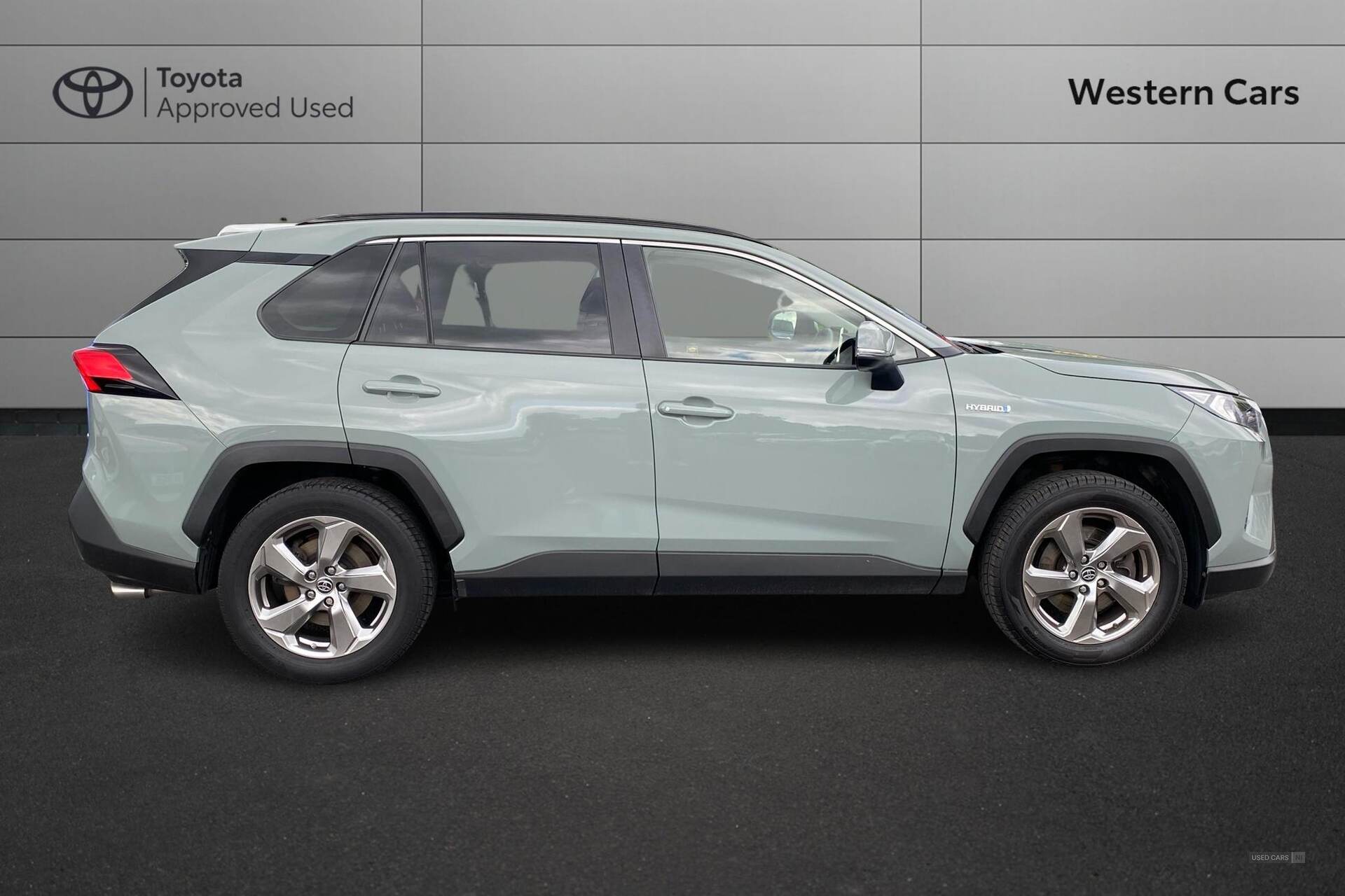 May 2021 Toyota RAV4 2.5 VVT-i Hybrid Design 5dr CVT 2WD