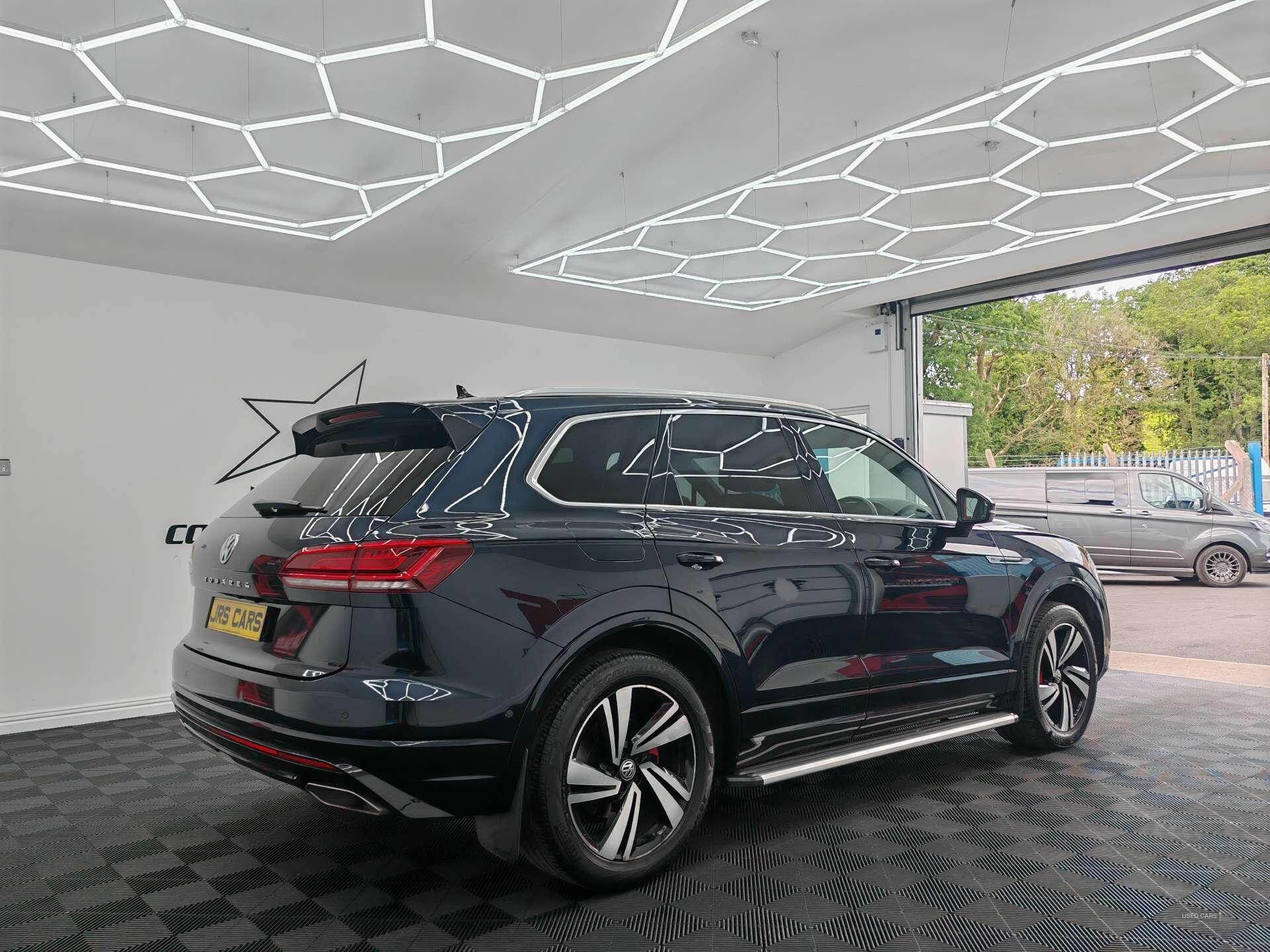 Apr 2019 Volkswagen Touareg 3.0 V6 TDI 4Motion R-Line Tech 5dr Tip Auto