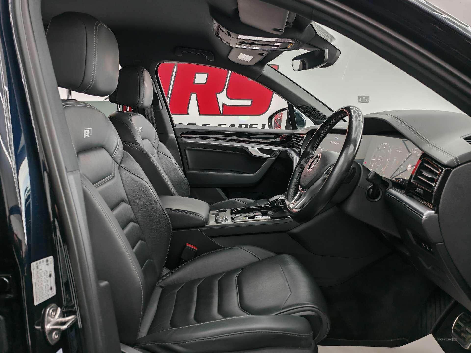 Apr 2019 Volkswagen Touareg 3.0 V6 TDI 4Motion R-Line Tech 5dr Tip Auto