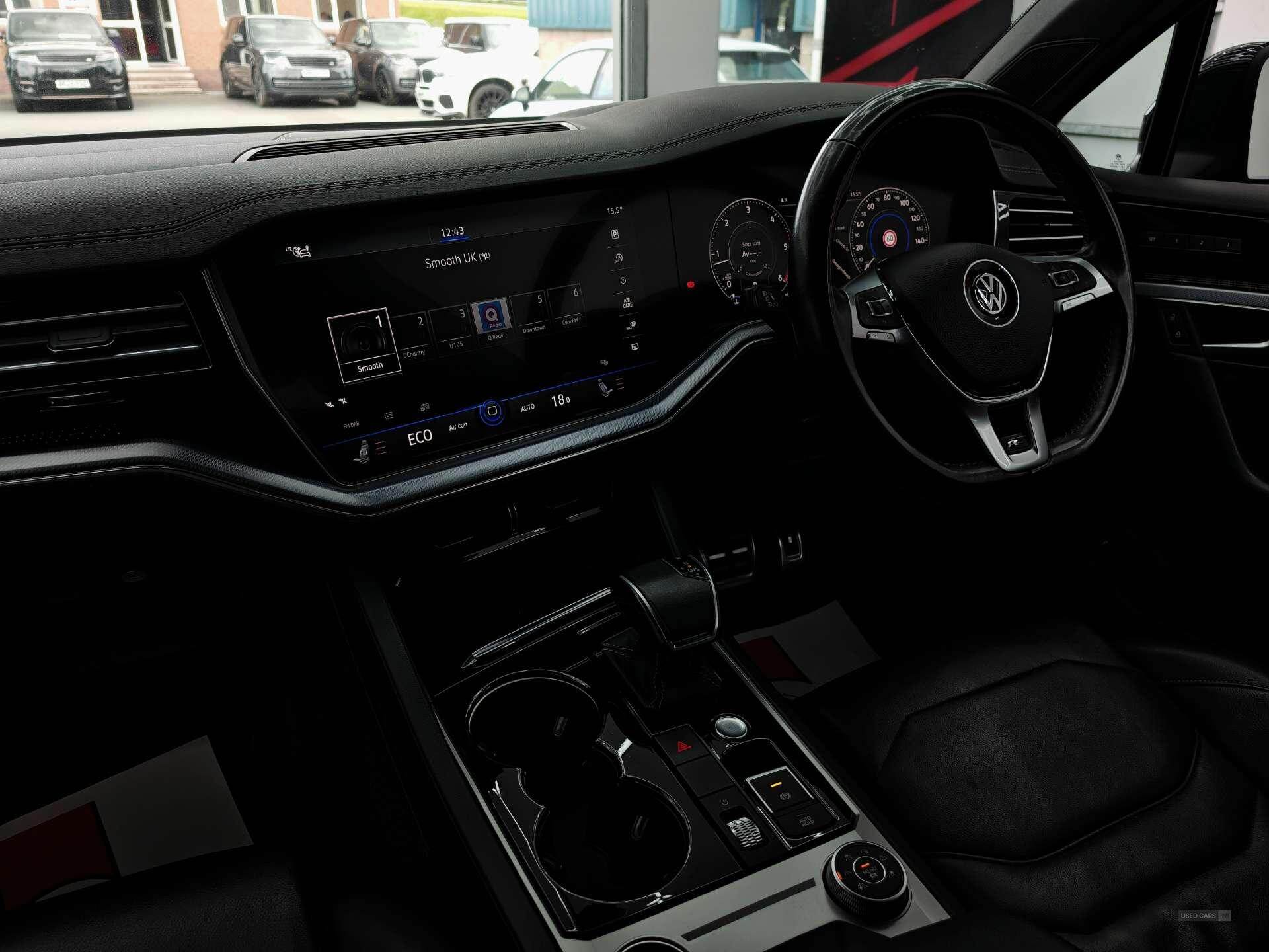 Apr 2019 Volkswagen Touareg 3.0 V6 TDI 4Motion R-Line Tech 5dr Tip Auto