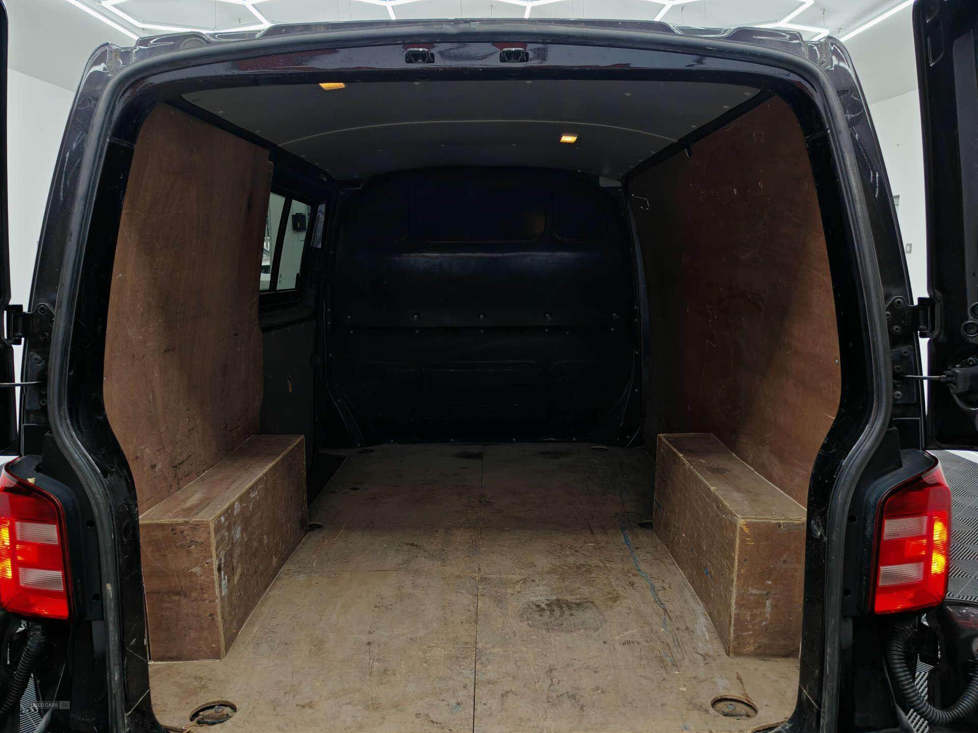Sep 2016 Volkswagen Transporter 2.0 TDI BMT 102 Highline Van Euro 6