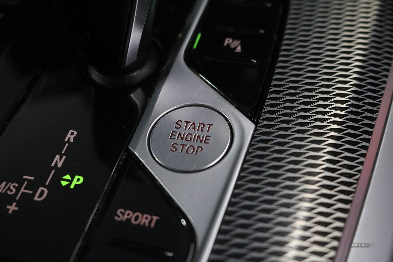 Feb 2022 BMW X5 xDrive30d MHT M Sport 5dr Auto
