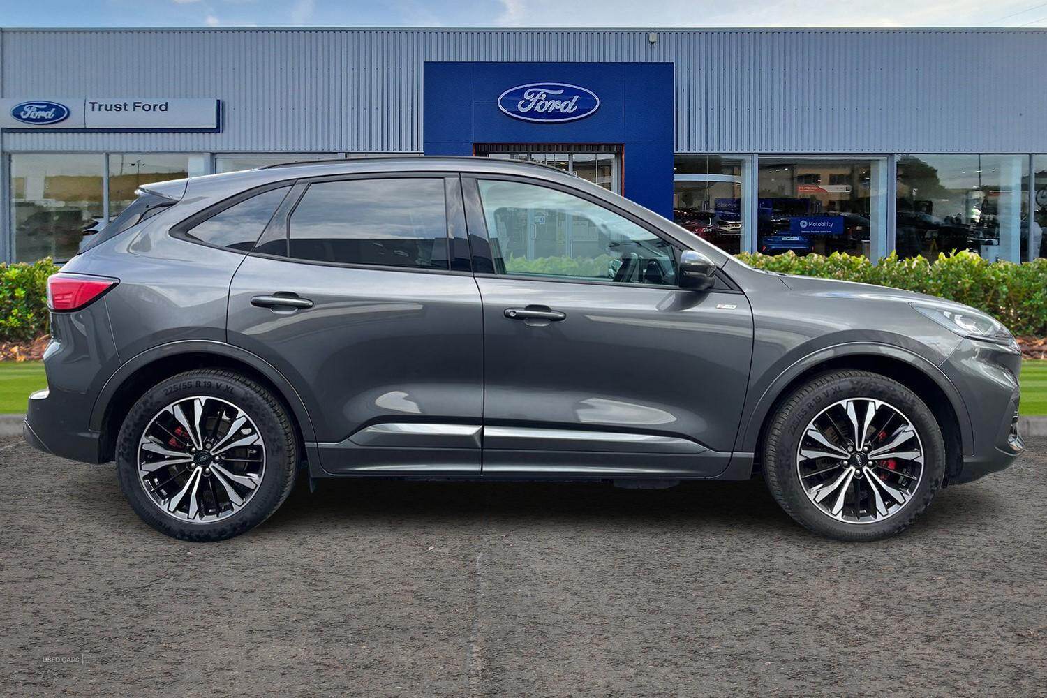 Jan 2023 Ford Kuga 2.5 PHEV ST-Line X Edition 5dr CVT