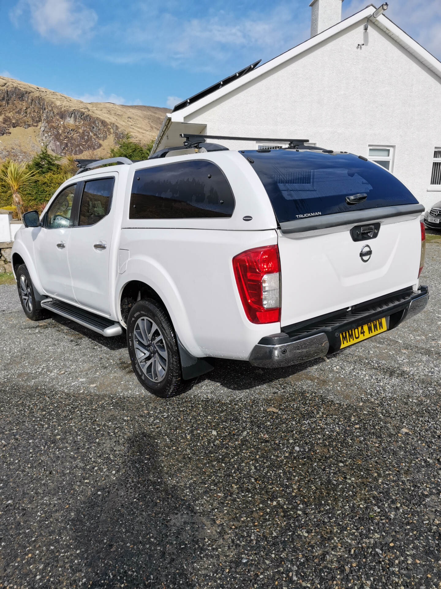 Jul 2016 Nissan NP300 Double Cab Pick Up Tekna 2.3dCi 190 4WD