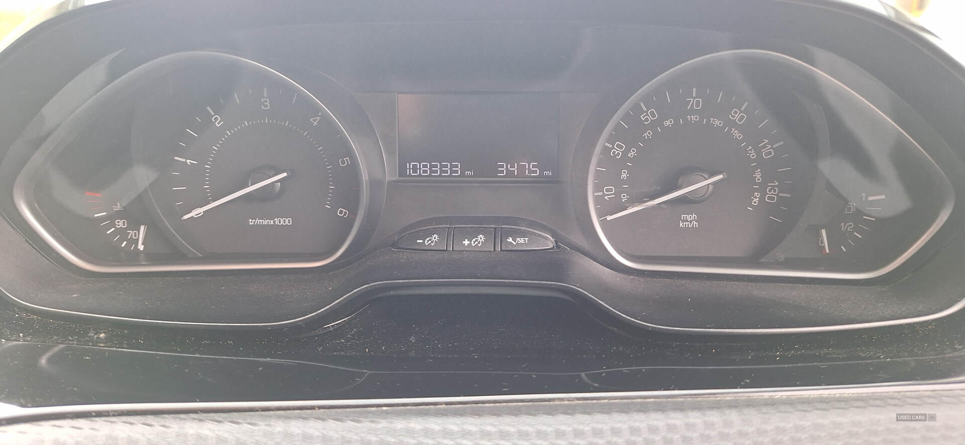 Oct 2015 Peugeot 208 1.6 BlueHDi Active 5dr