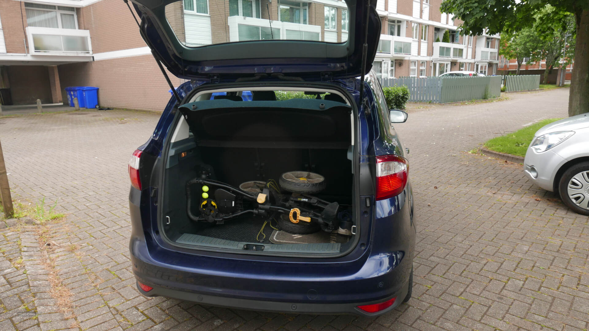May 2013 Ford Focus C-max 1.6 Zetec 5dr