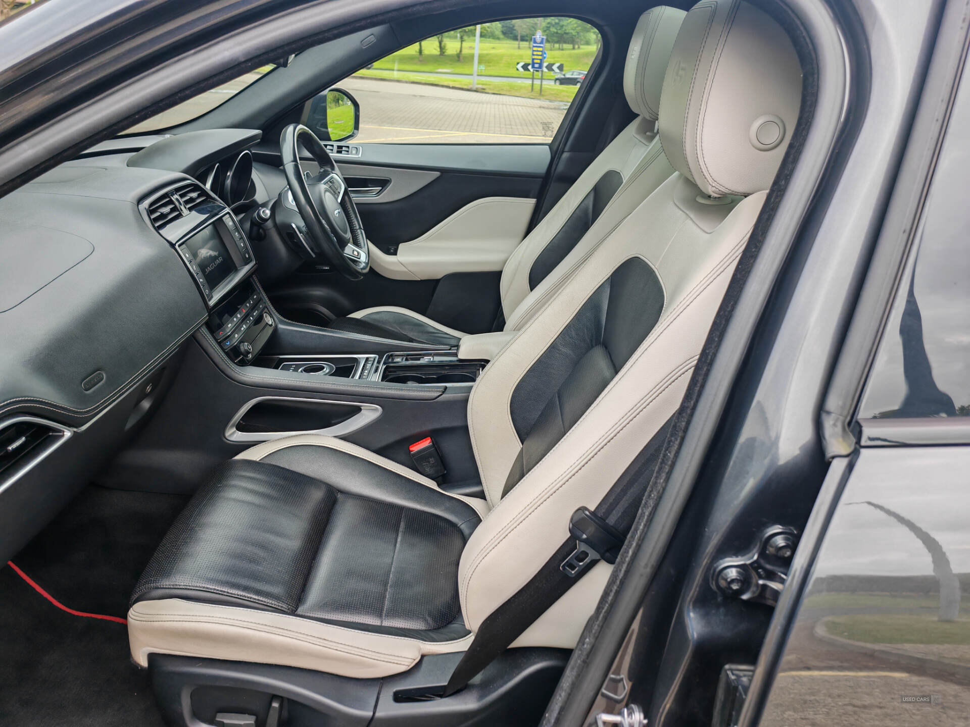 Jun 2017 Jaguar F-Pace 3.0d V6 S 5dr Auto AWD