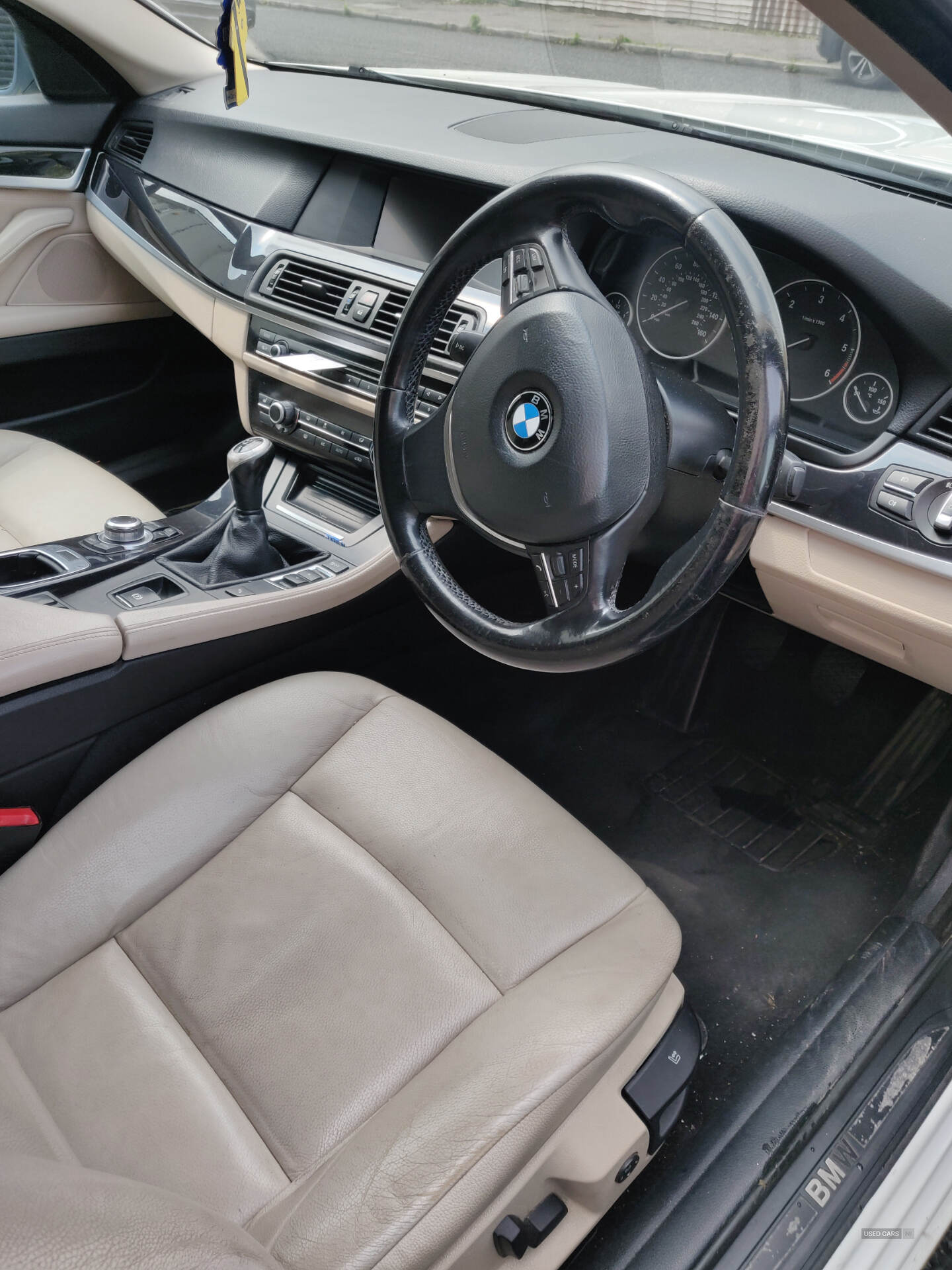 Feb 2013 BMW 5 Series 520d EfficientDynamics 4dr