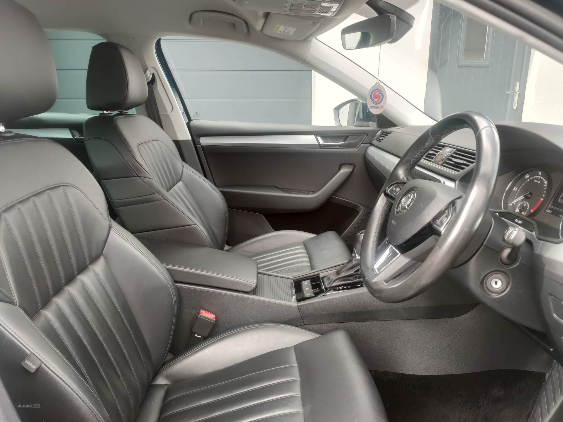 Apr 2019 Skoda Superb 2.0 TDI CR SE Technology 5dr DSG [7 Speed]
