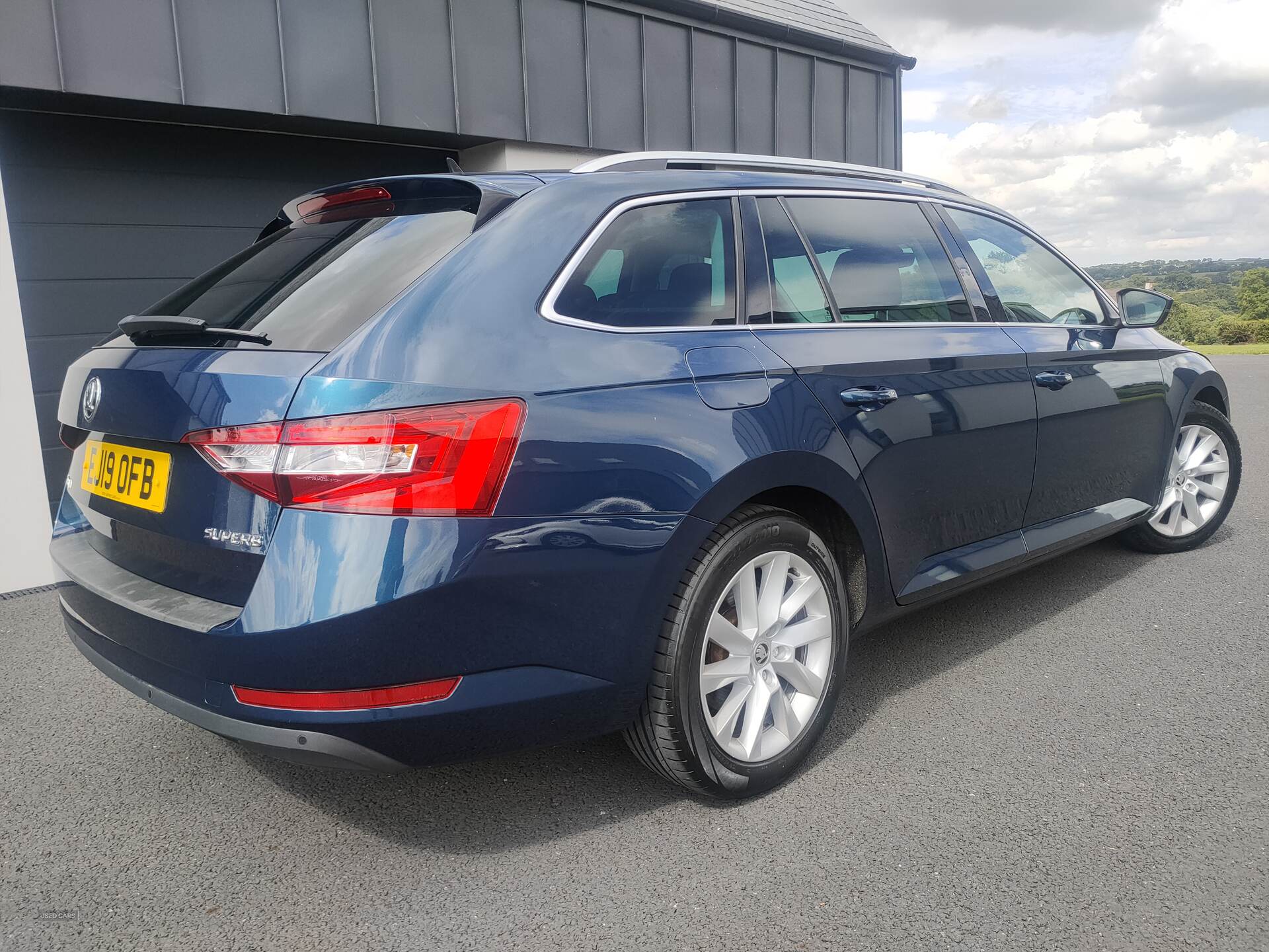 Apr 2019 Skoda Superb 2.0 TDI CR SE Technology 5dr DSG [7 Speed]