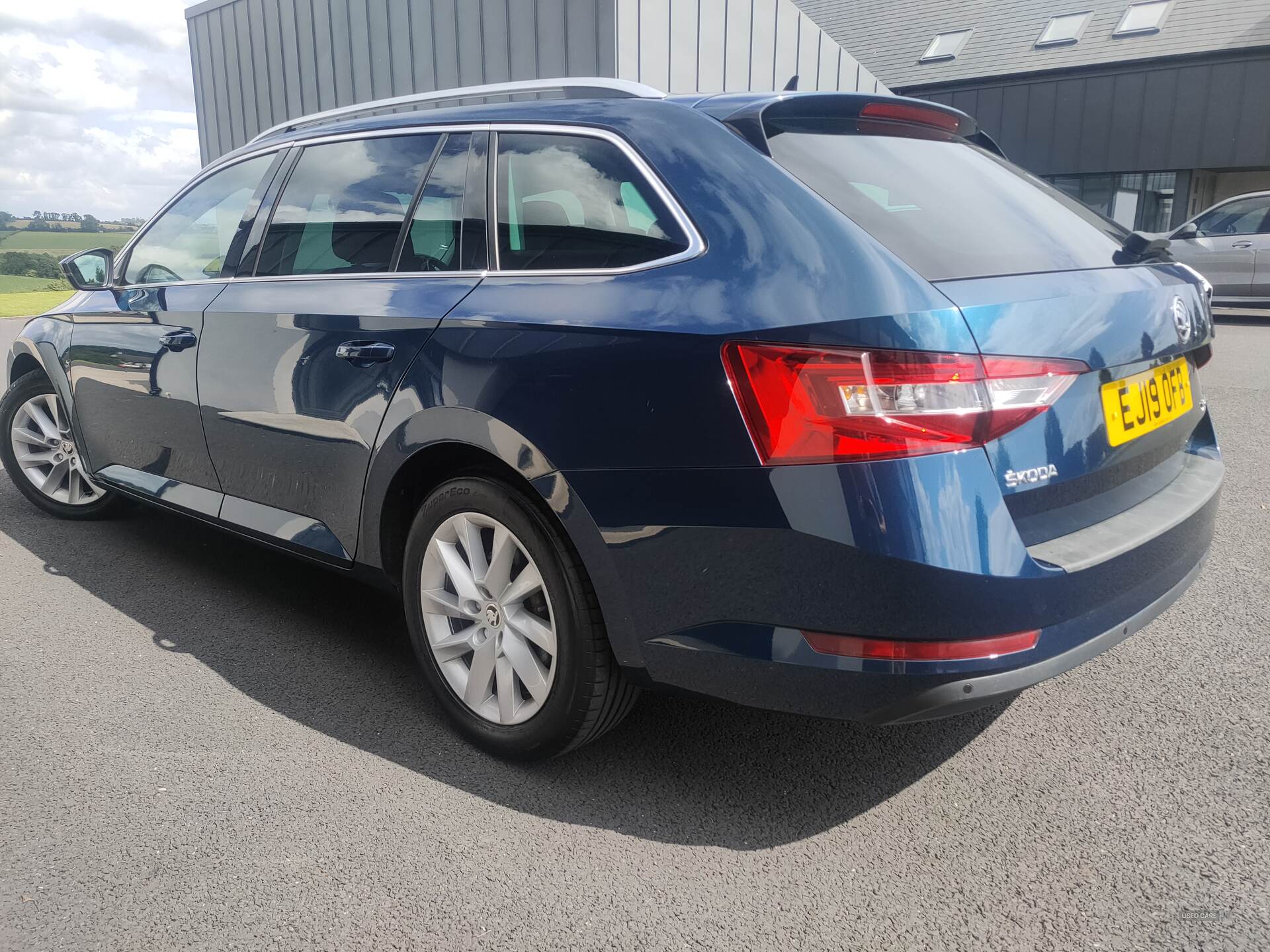 Apr 2019 Skoda Superb 2.0 TDI CR SE Technology 5dr DSG [7 Speed]