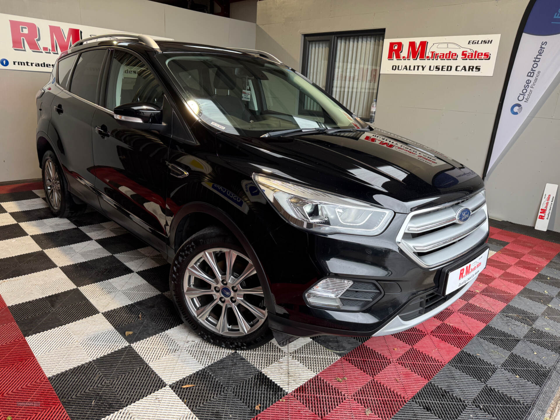 Ford Kuga DIESEL ESTATE in Tyrone