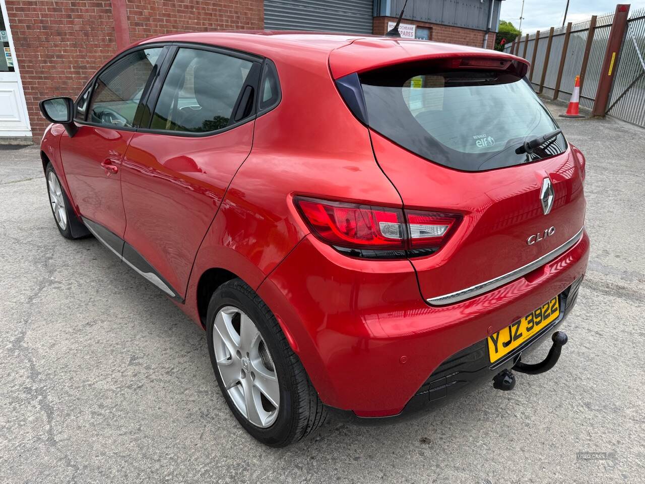 Mar 2016 Renault Clio 1.2 16V Dynamique Nav 5dr