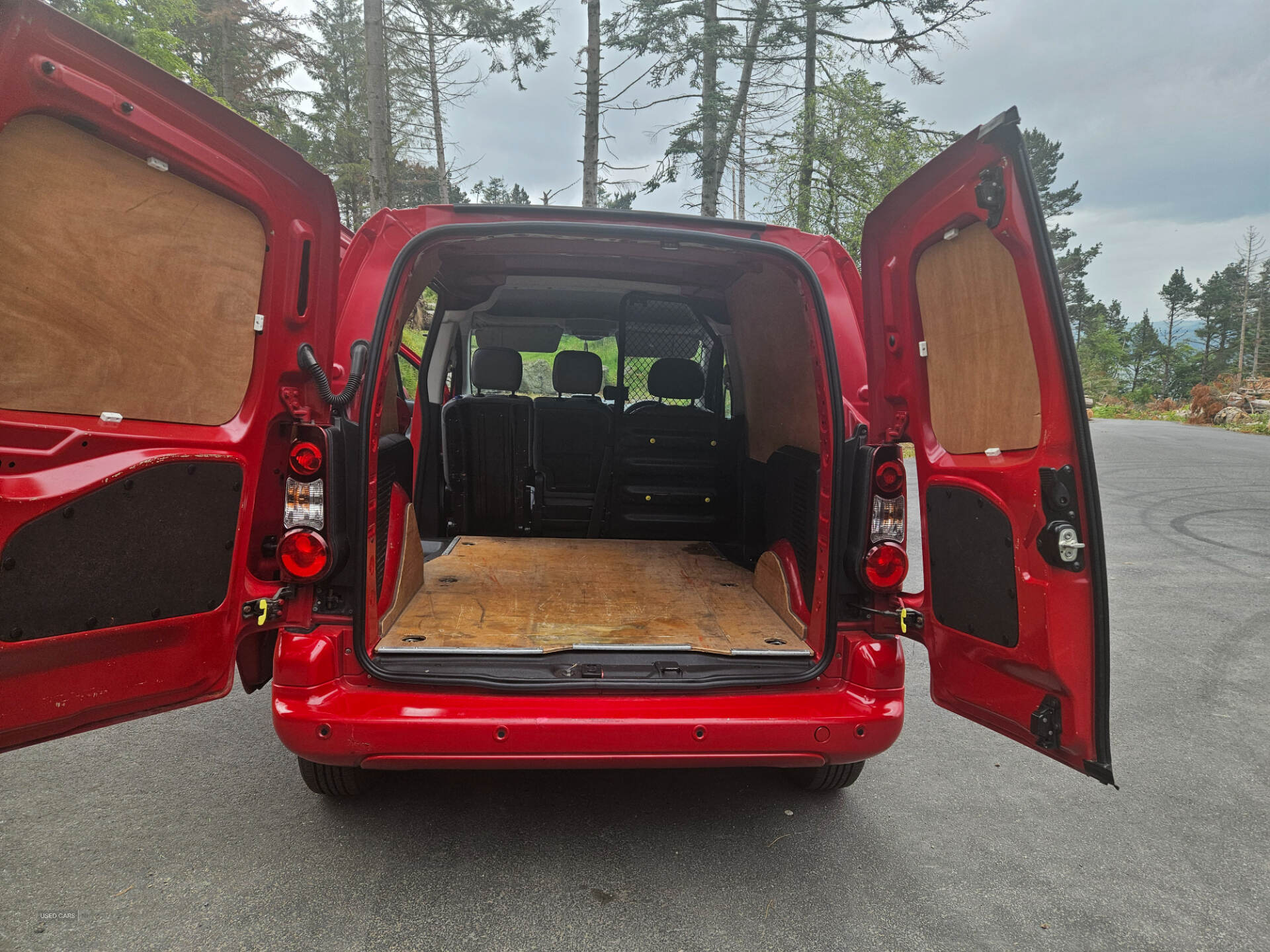 Apr 2016 Citroen Berlingo 1.6 HDi 850Kg Enterprise 90ps