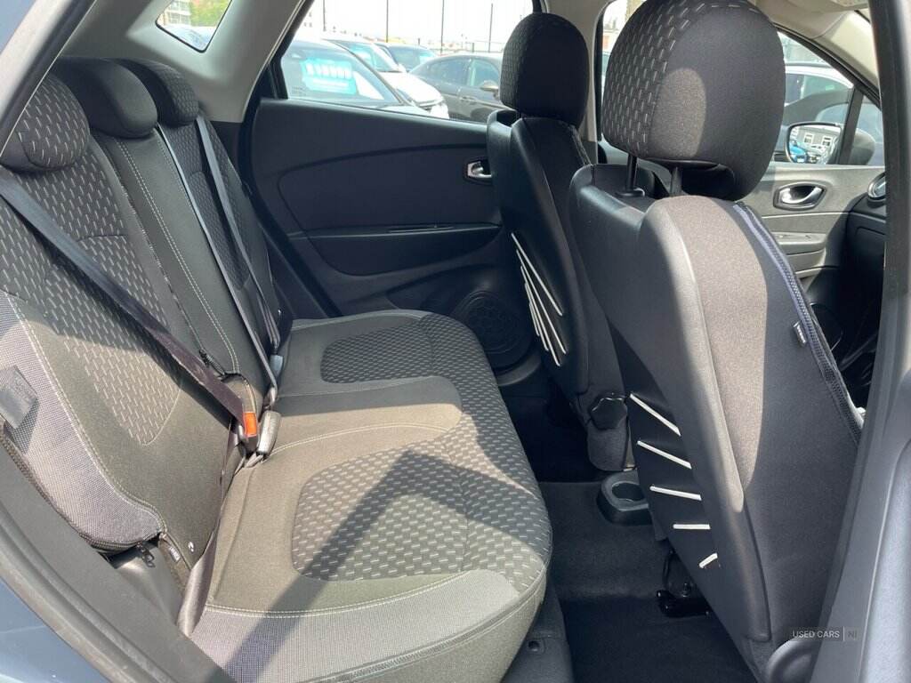 2018 Renault Captur 1.5 dCi ENERGY Dynamique Nav SUV 5dr Diesel Manual Euro 6 (s/s) (90 ps) ONLY 50732 GENUINE LOW MILES