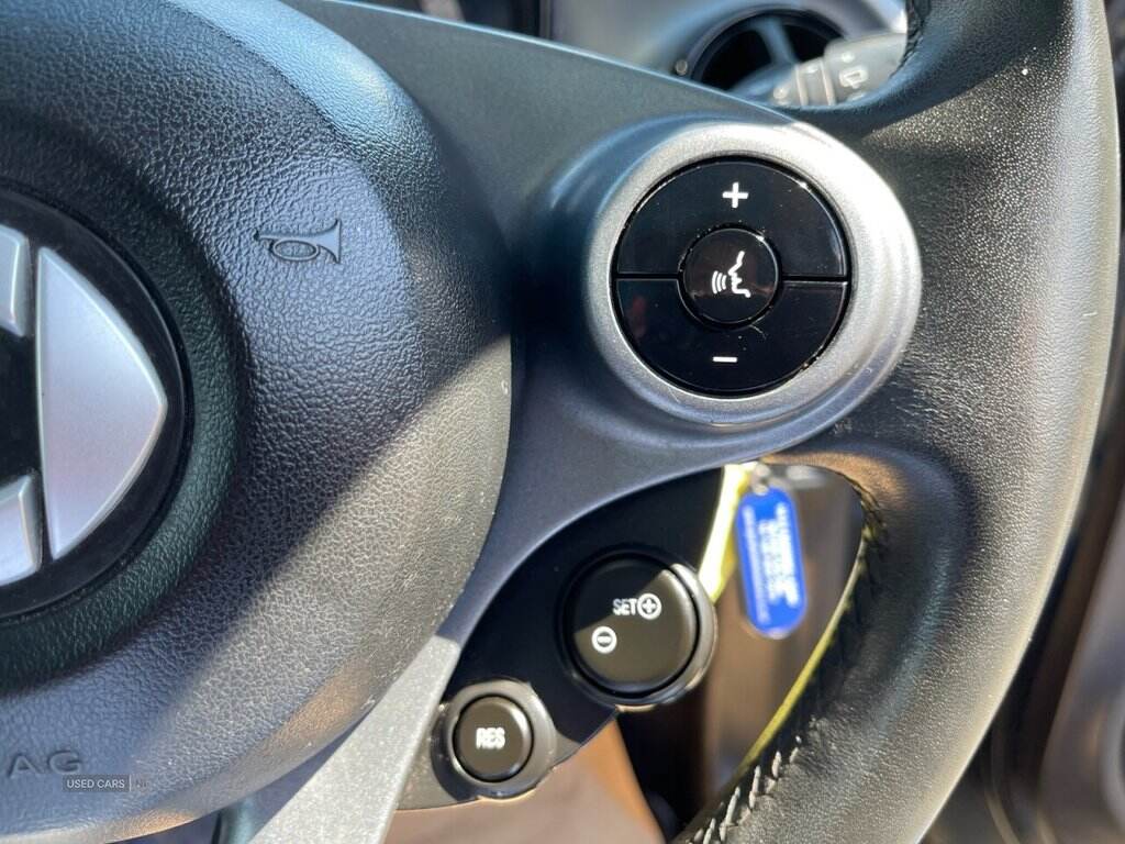  2016 Smart Forfour 1.0 PRIME PREMIUM 5d 71 BHP YES ONLY 22893 GENUINE LOW MILES