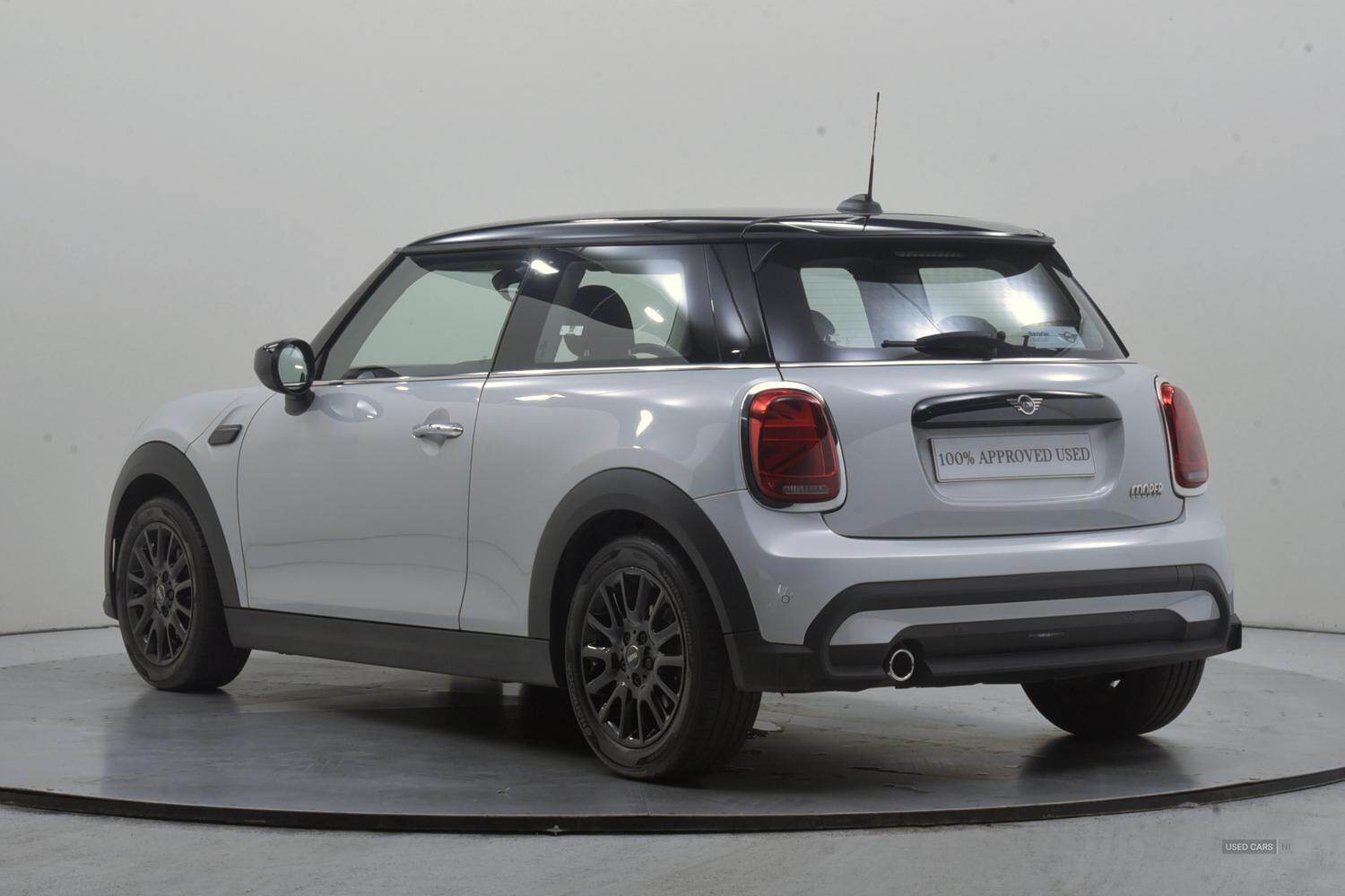Feb 2022 MINI HATCHBACK 1.5 Cooper Classic 3dr