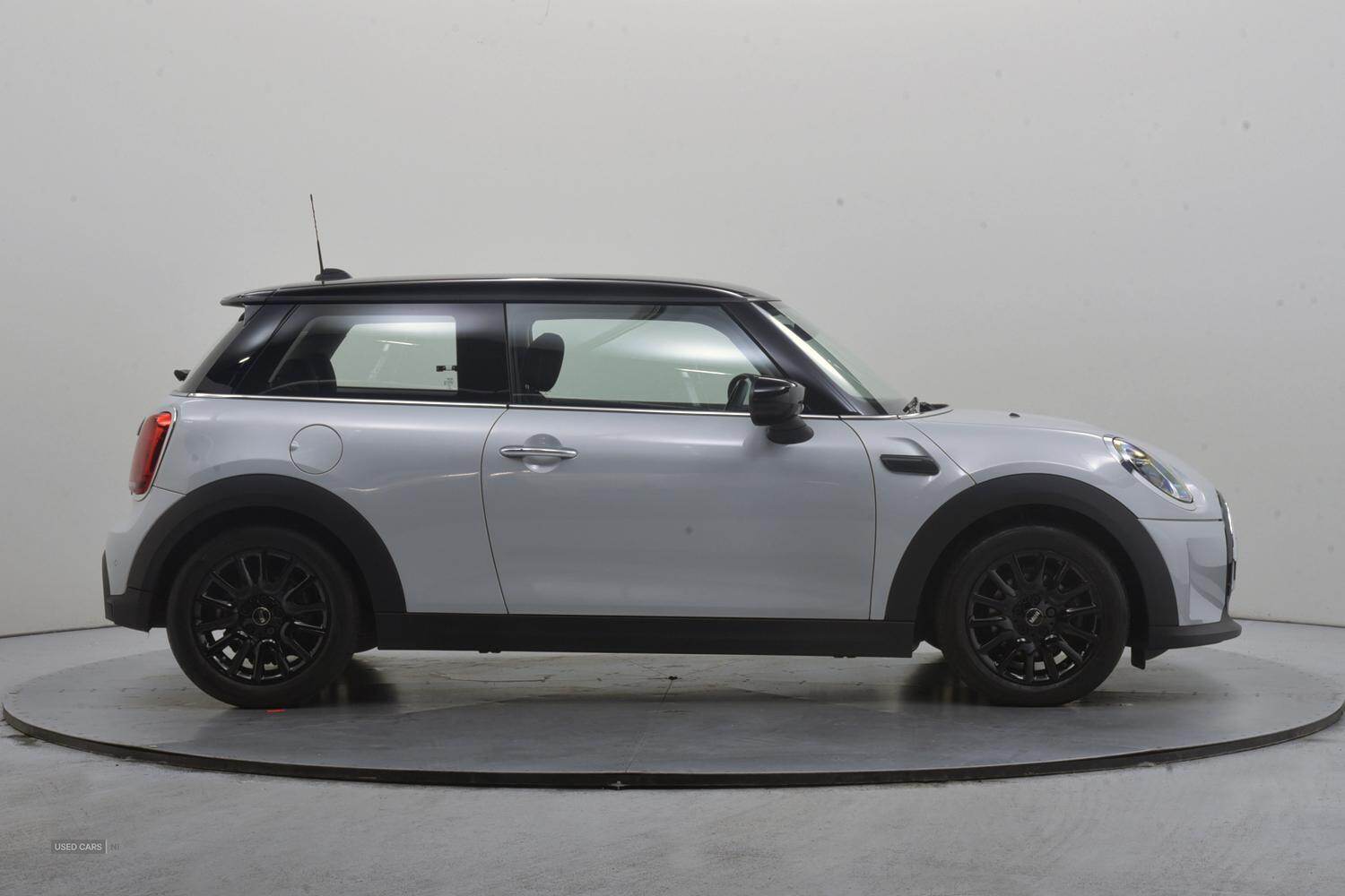 Feb 2022 MINI HATCHBACK 1.5 Cooper Classic 3dr