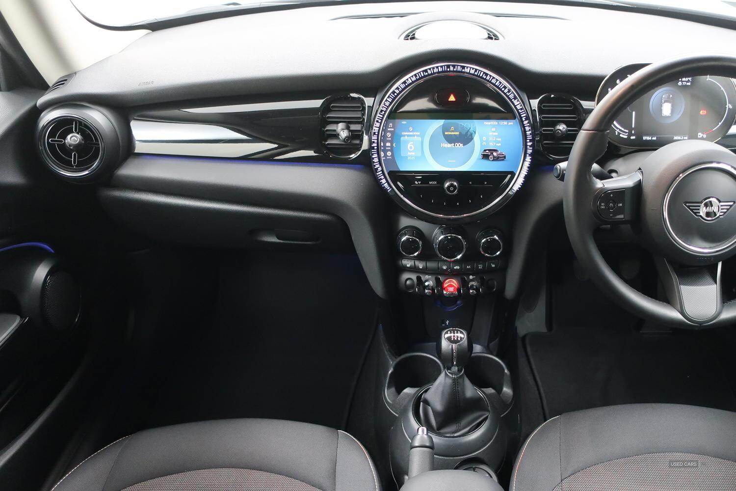 Feb 2022 MINI HATCHBACK 1.5 Cooper Classic 3dr