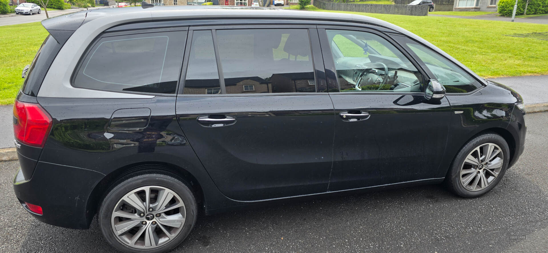 Apr 2015 Citroen C4 Grand Picasso 1.6 e-HDi 115 Exclusive 5dr ETG6