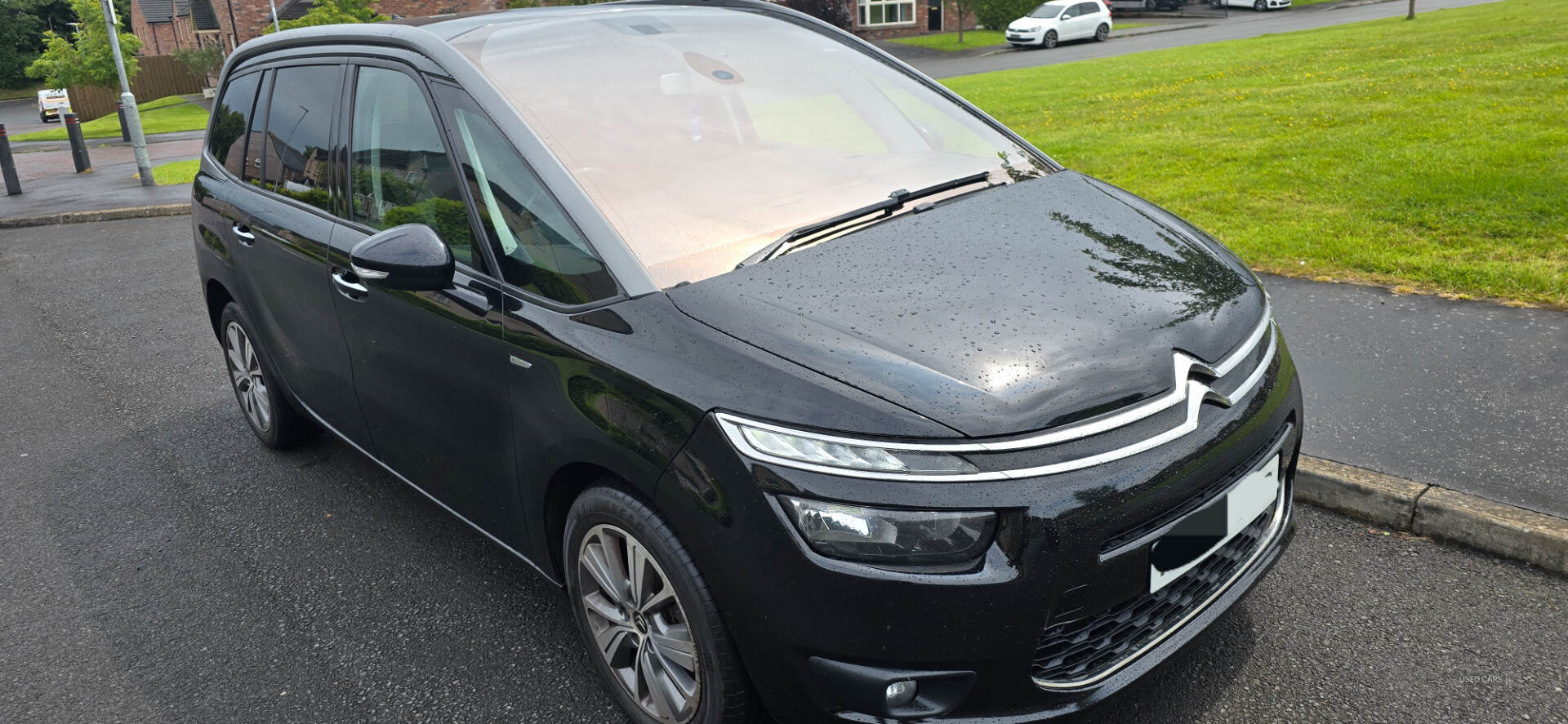 Apr 2015 Citroen C4 Grand Picasso 1.6 e-HDi 115 Exclusive 5dr ETG6