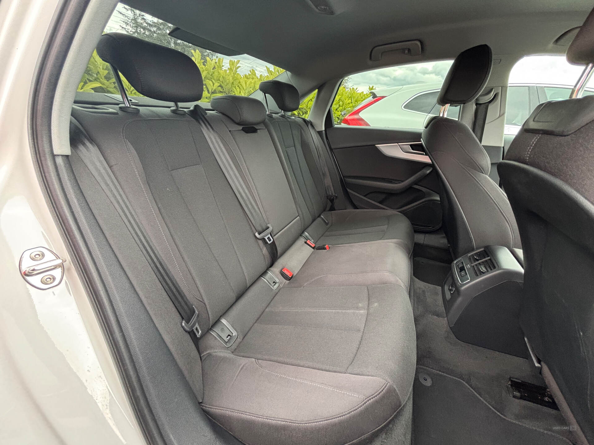 Sep 2016 Audi A4 2.0 TDI Ultra SE 4dr