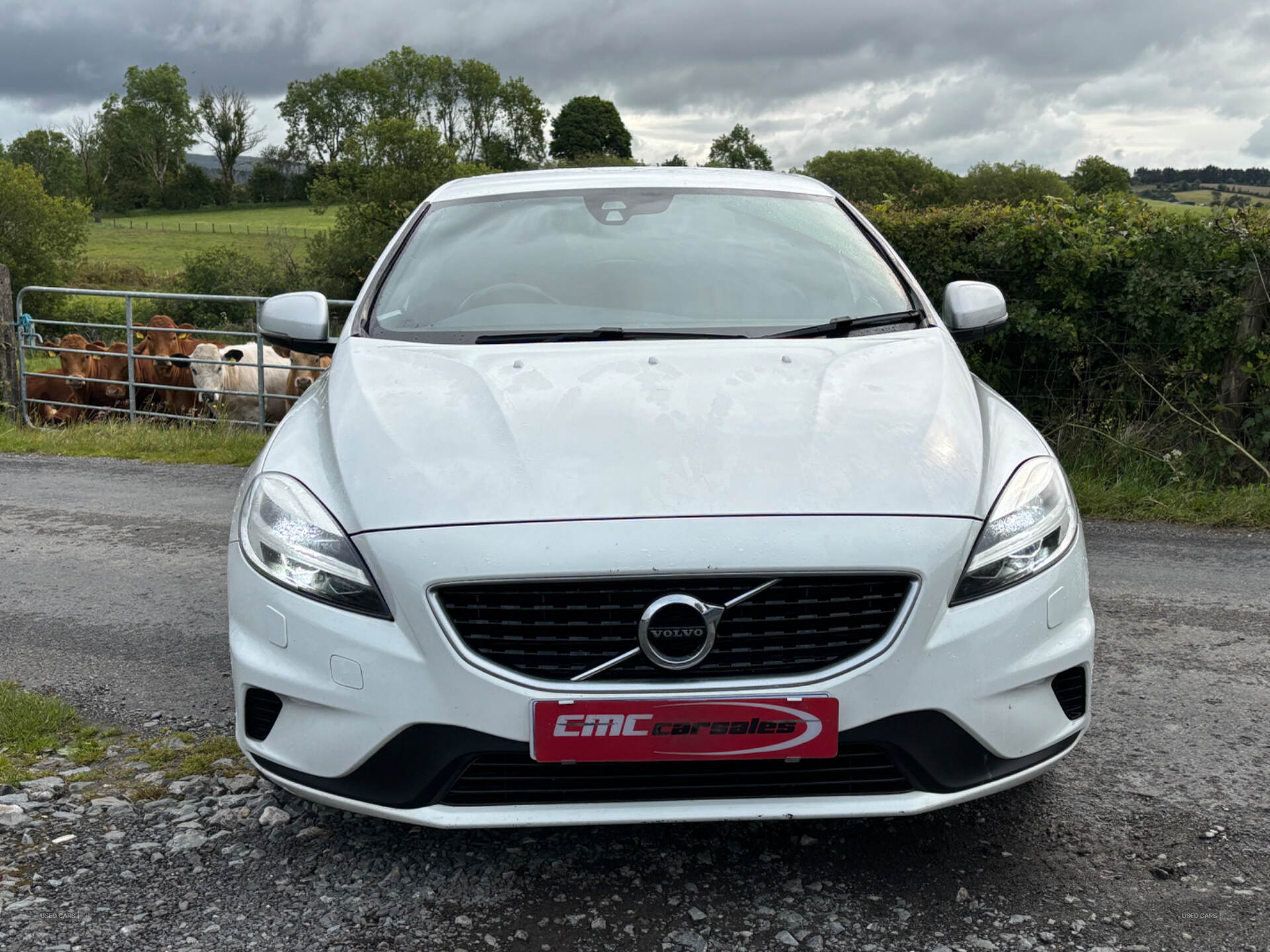 Jul 2017 Volvo V40 D2 [120] R DESIGN Pro 5dr