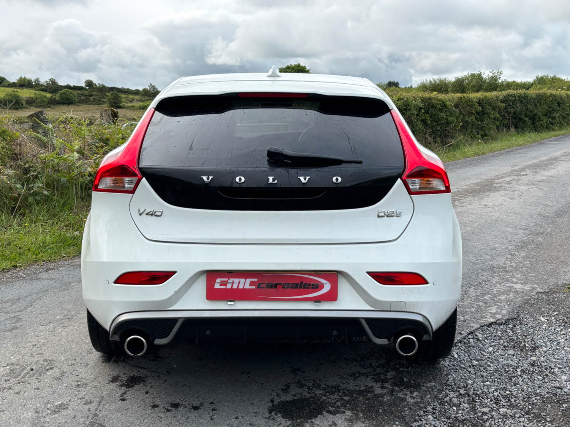 Jul 2017 Volvo V40 D2 [120] R DESIGN Pro 5dr