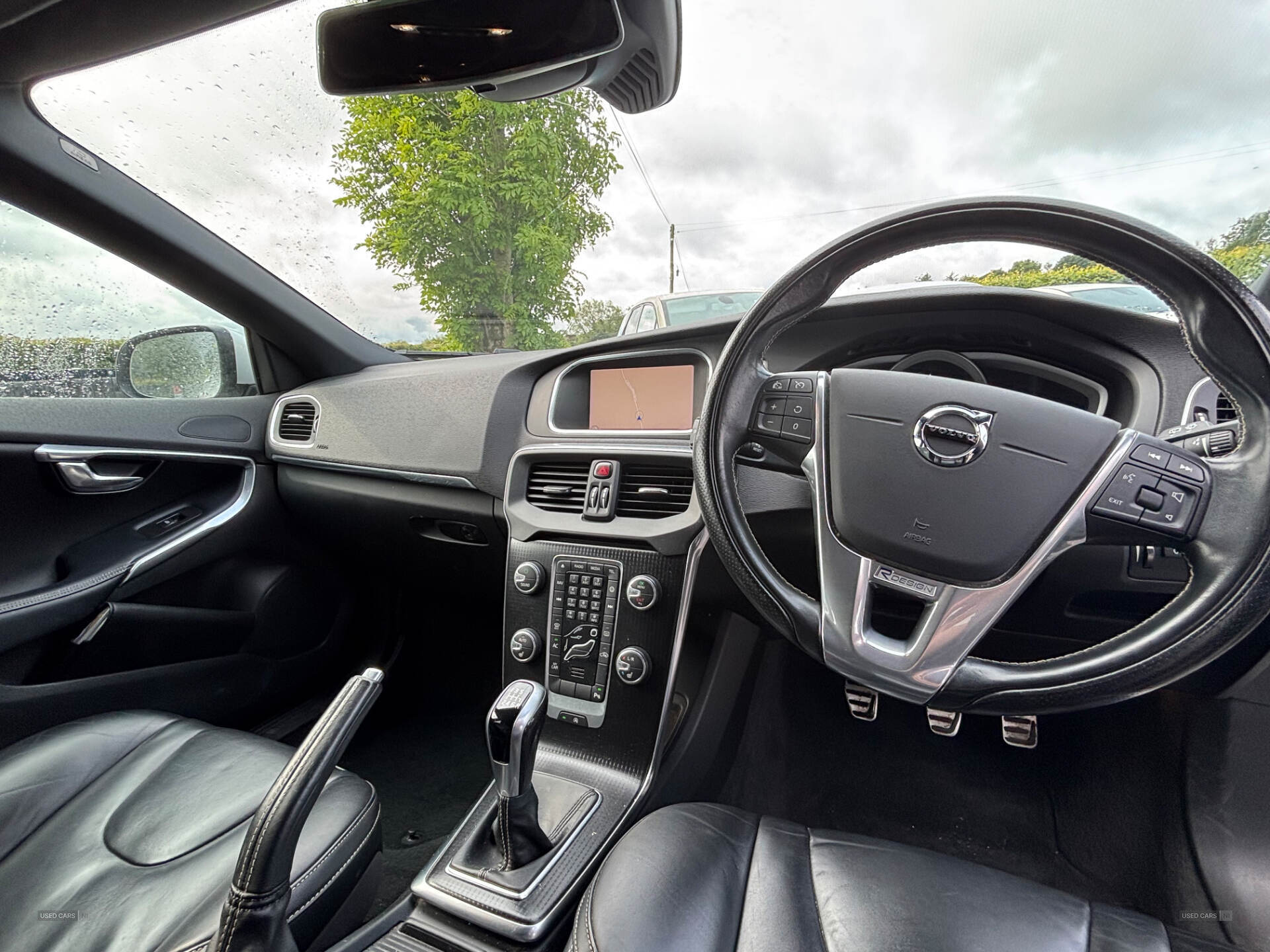 Jul 2017 Volvo V40 D2 [120] R DESIGN Pro 5dr