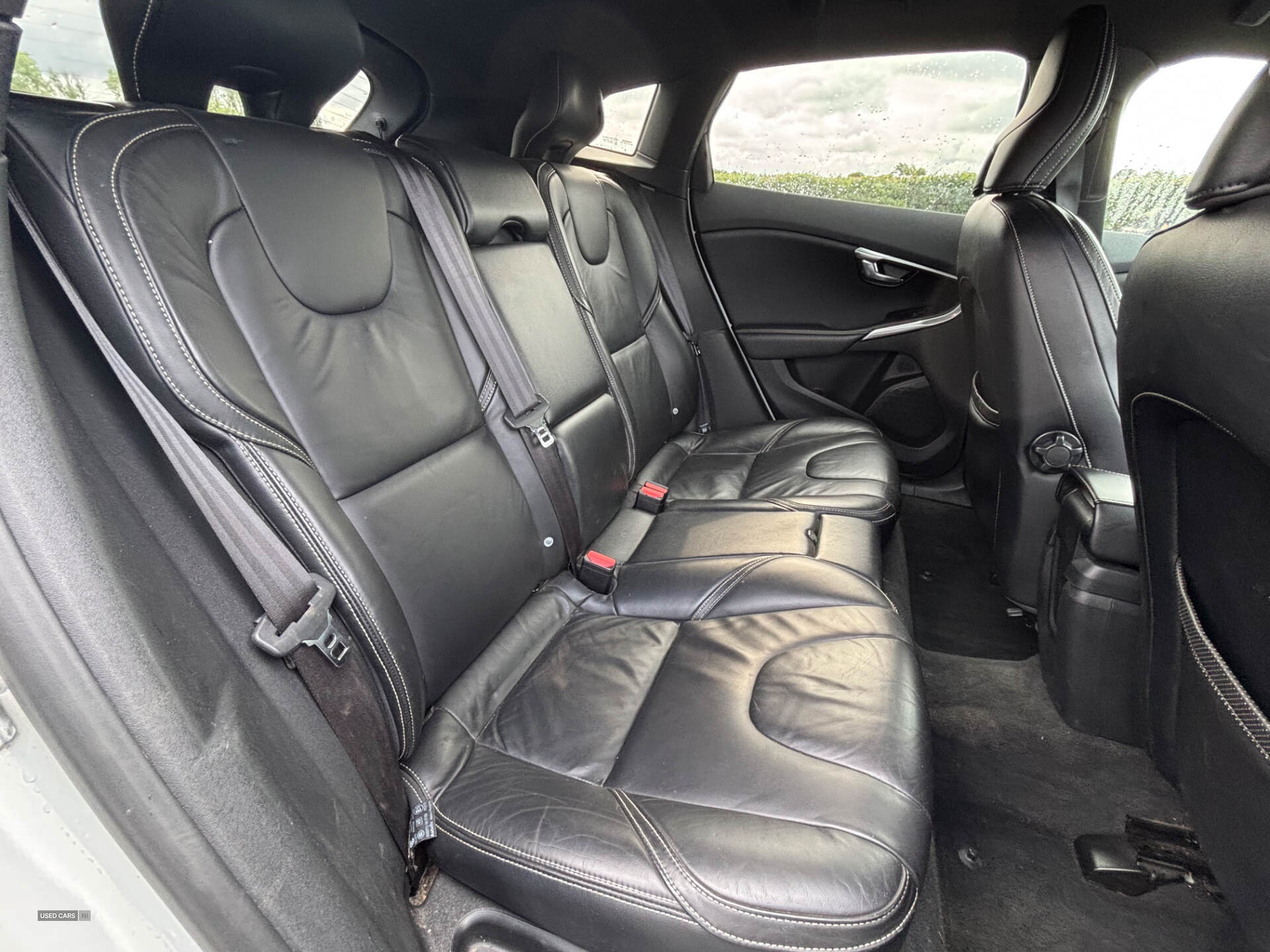 Jul 2017 Volvo V40 D2 [120] R DESIGN Pro 5dr