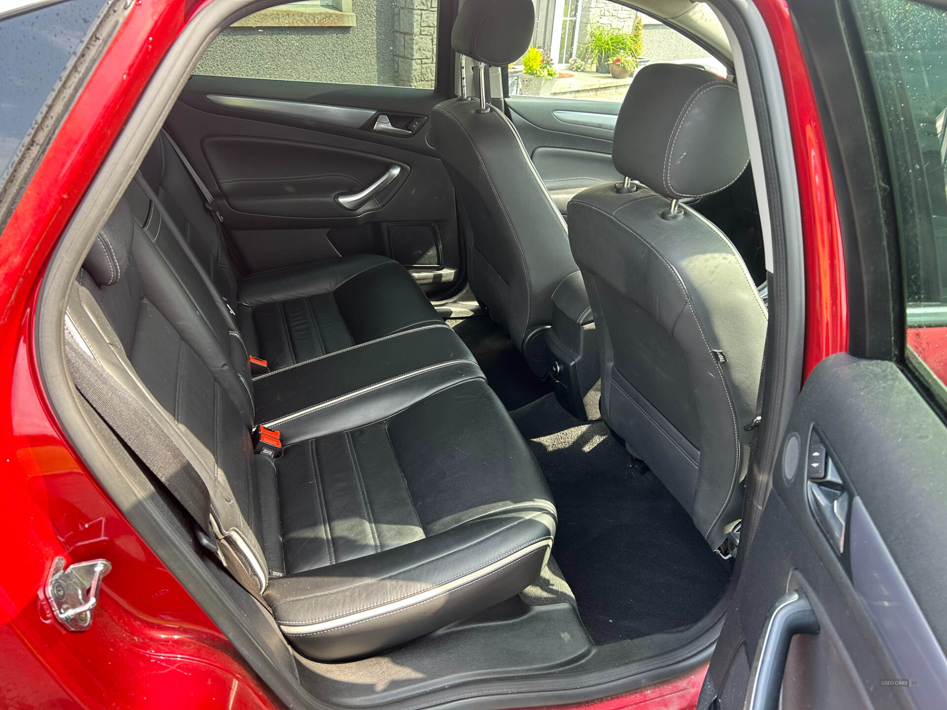 Ford Mondeo DIESEL HATCHBACK in Armagh