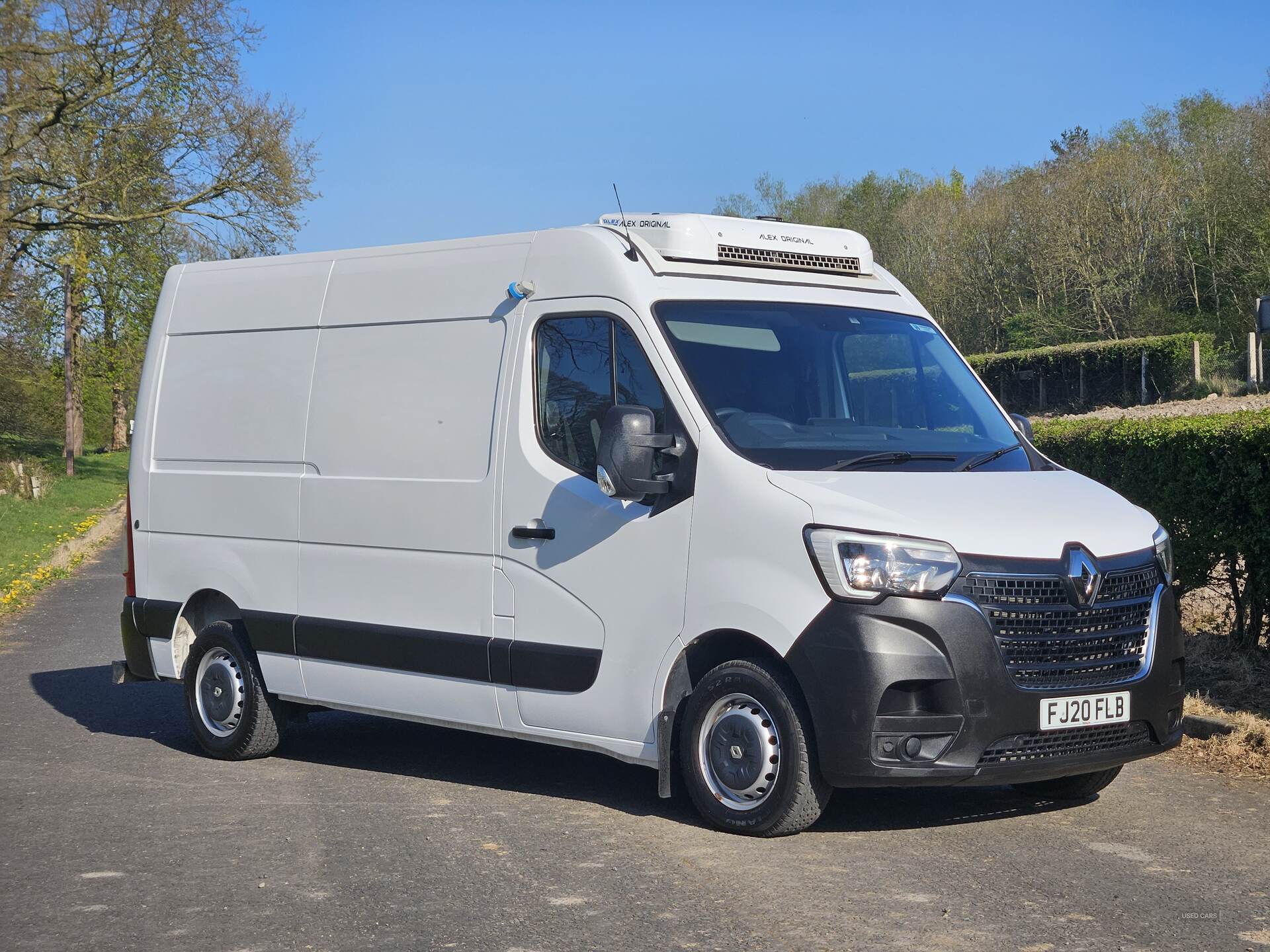Jul 2020 Renault Master MM35dCi 135 Business Medium Roof Van