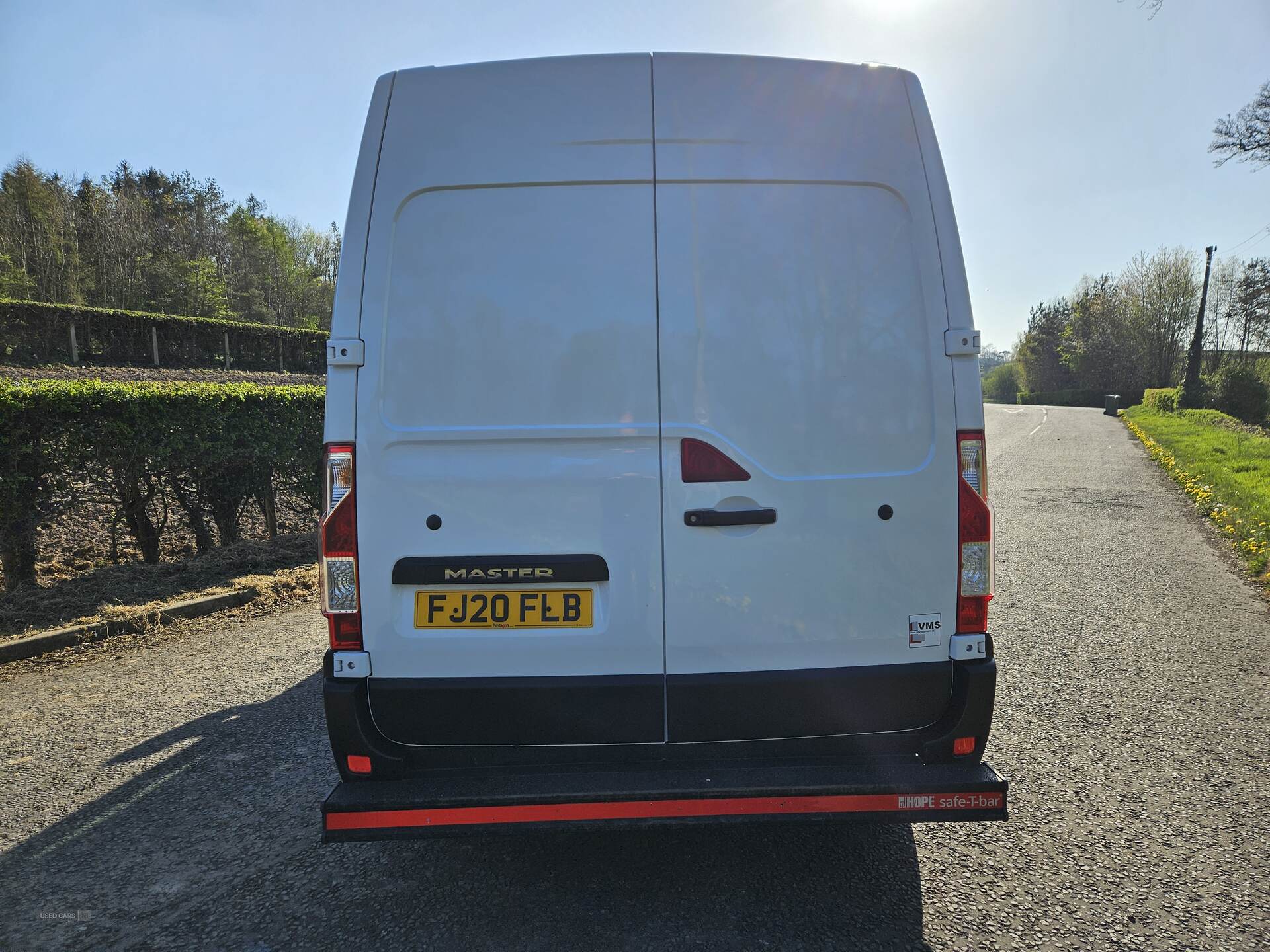 Jul 2020 Renault Master MM35dCi 135 Business Medium Roof Van
