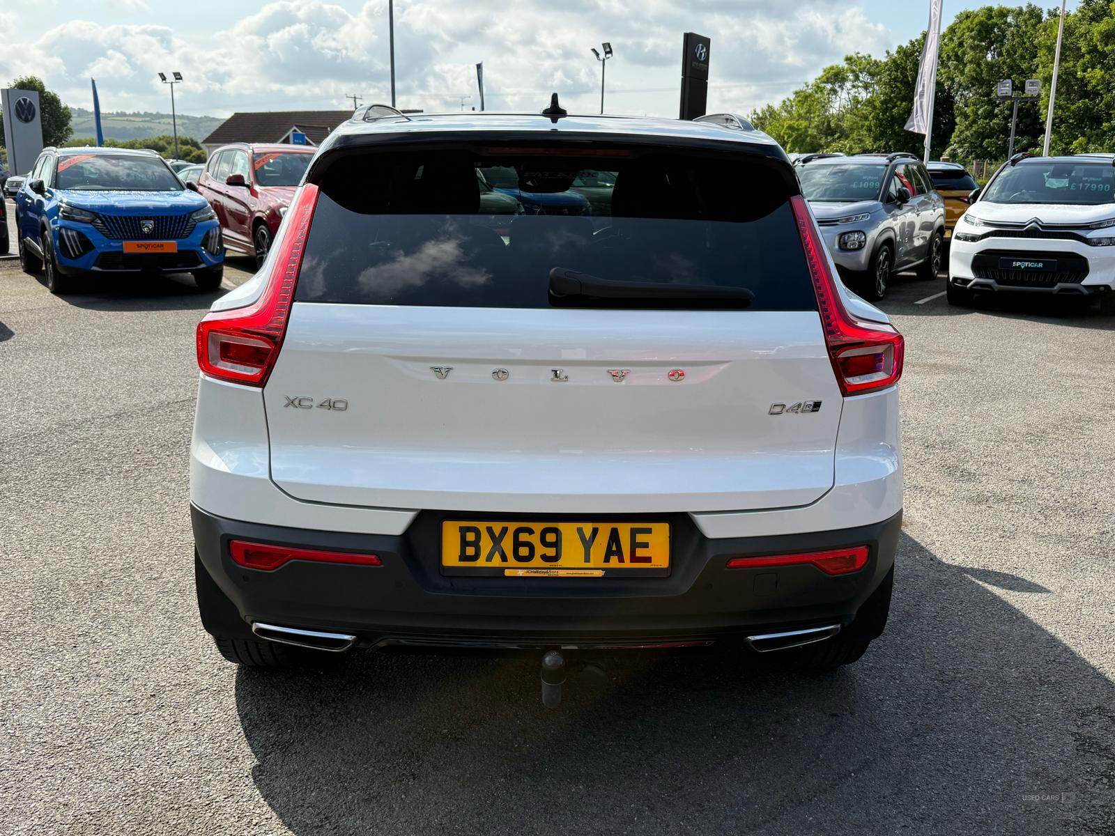 Sep 2019 Volvo XC40 2.0 D4 [190] R DESIGN 5dr AWD Geartronic
