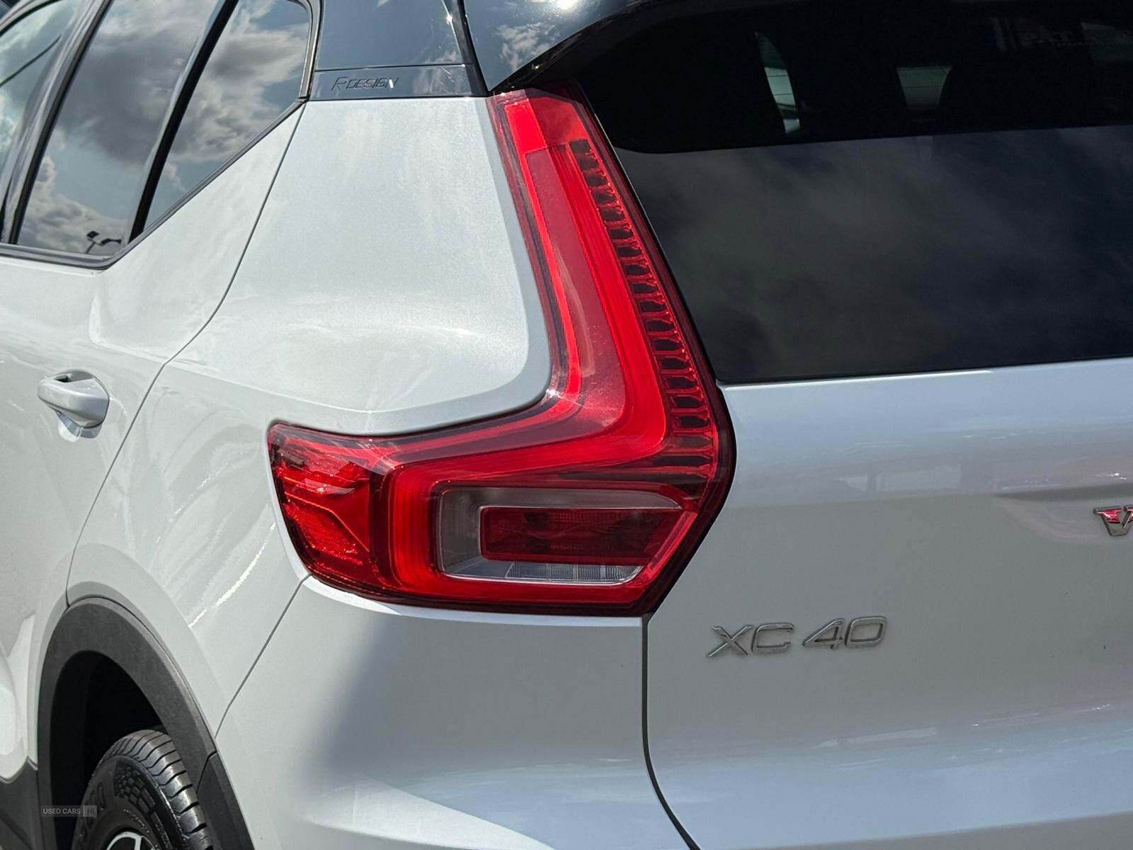 Sep 2019 Volvo XC40 2.0 D4 [190] R DESIGN 5dr AWD Geartronic