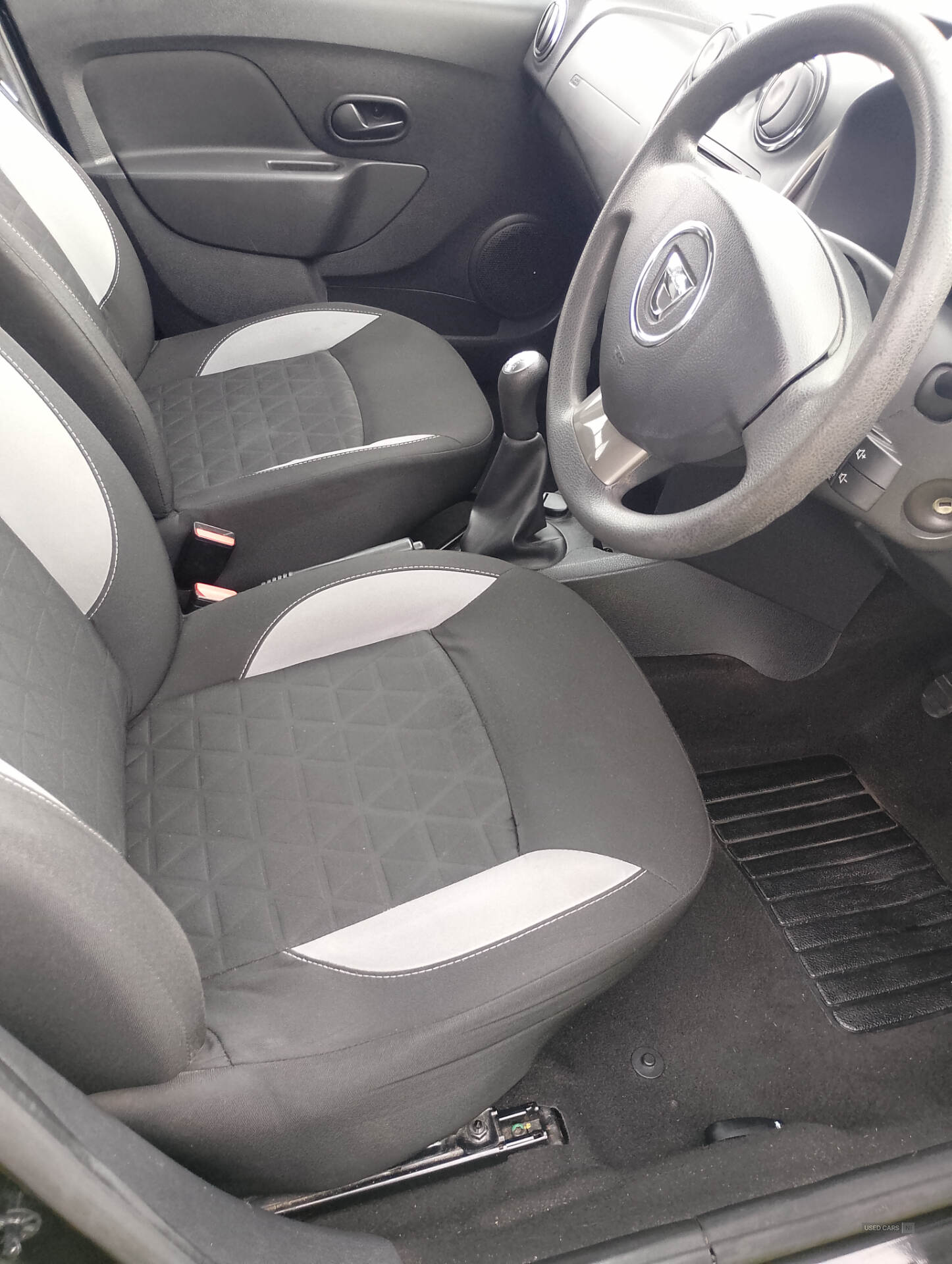 Oct 2013 Dacia Sandero Stepway 1.5 dCi Ambiance 5dr