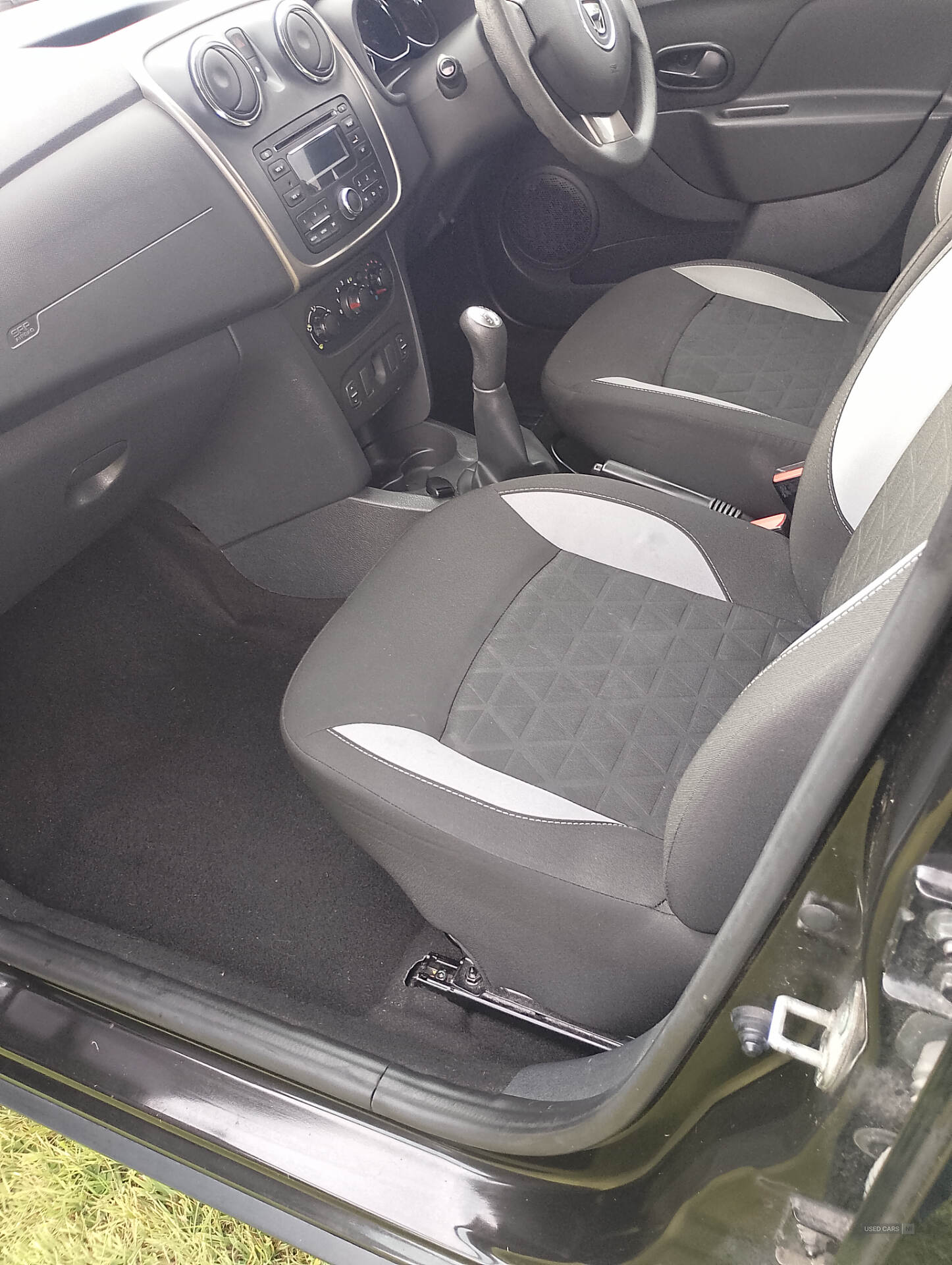 Oct 2013 Dacia Sandero Stepway 1.5 dCi Ambiance 5dr