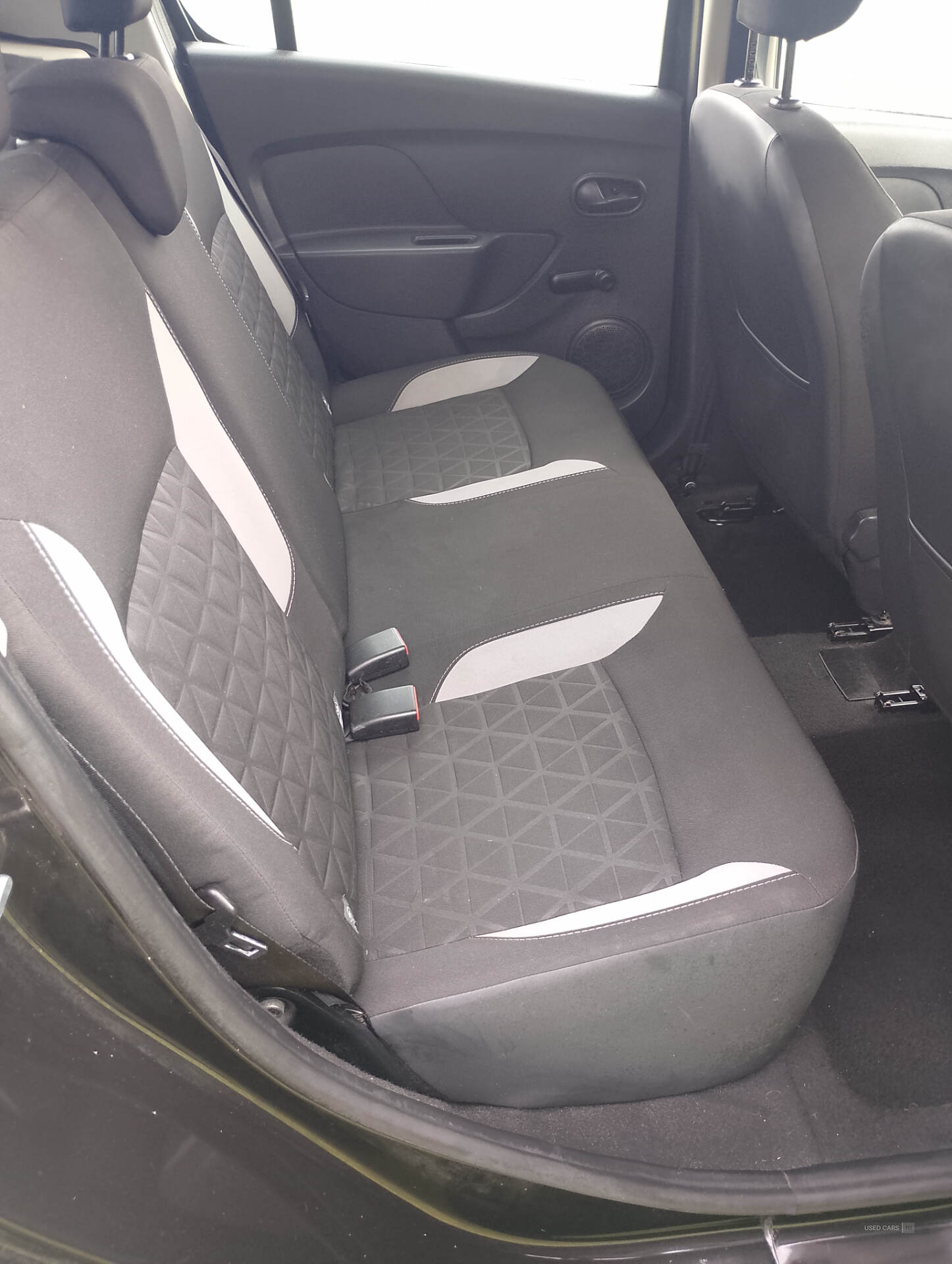 Oct 2013 Dacia Sandero Stepway 1.5 dCi Ambiance 5dr