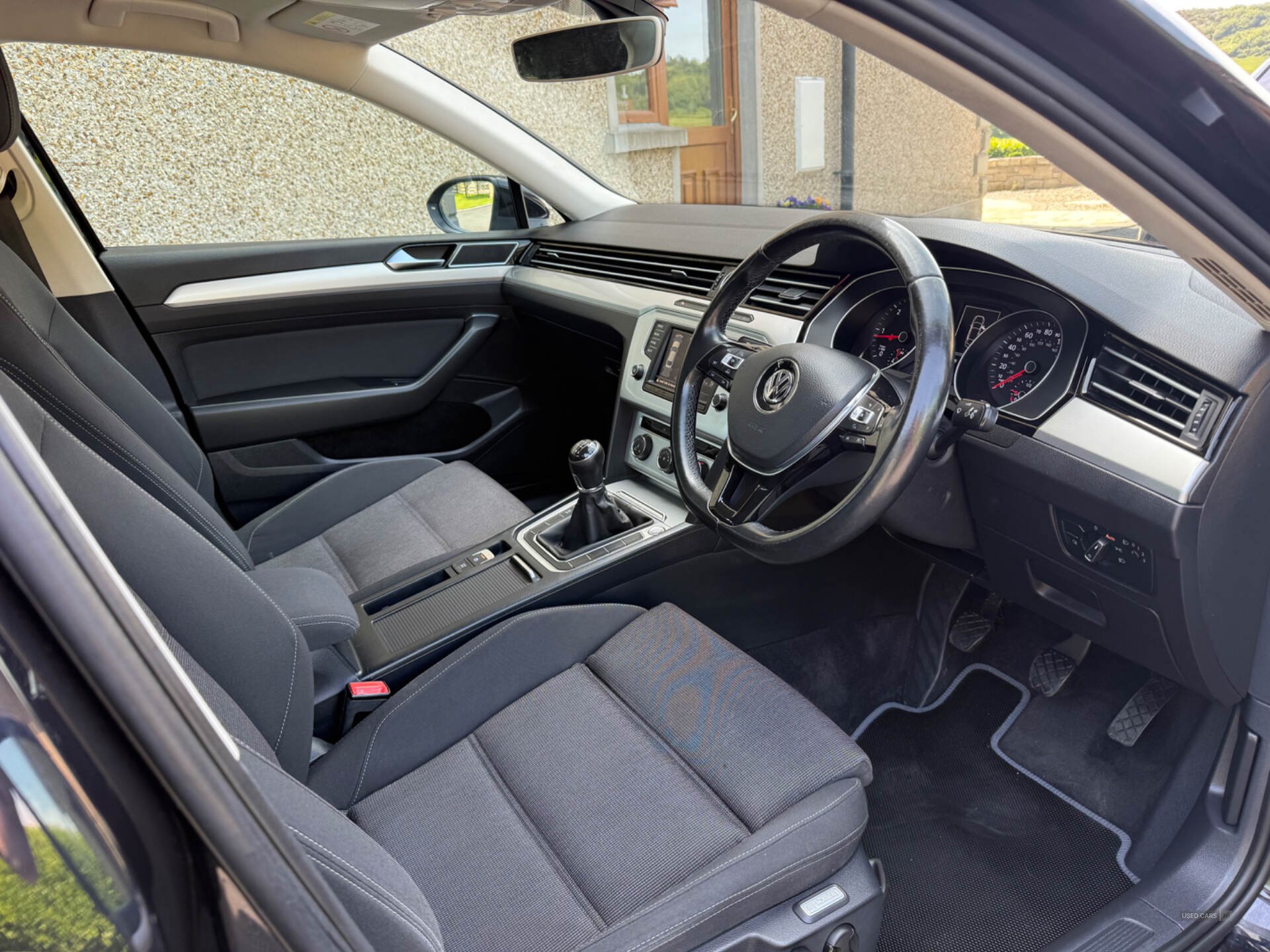 Volkswagen Passat DIESEL SALOON in Down