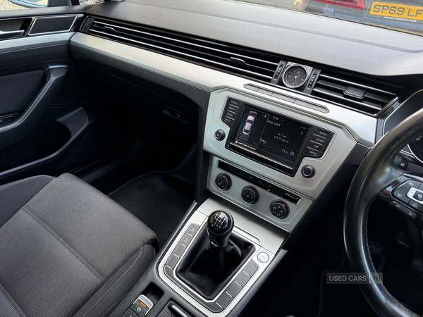 Volkswagen Passat DIESEL SALOON in Down