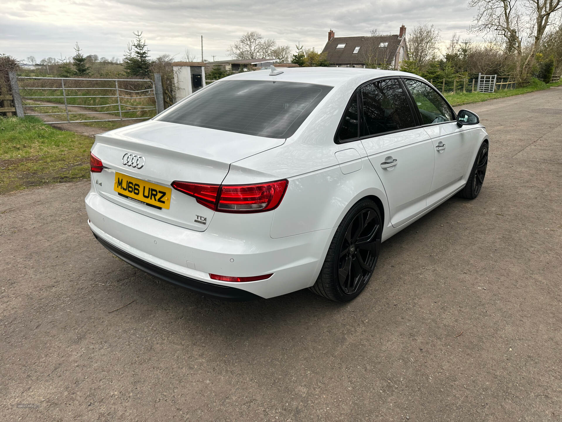 Nov 2016 Audi A4 2.0 TDI Ultra SE 4dr S Tronic