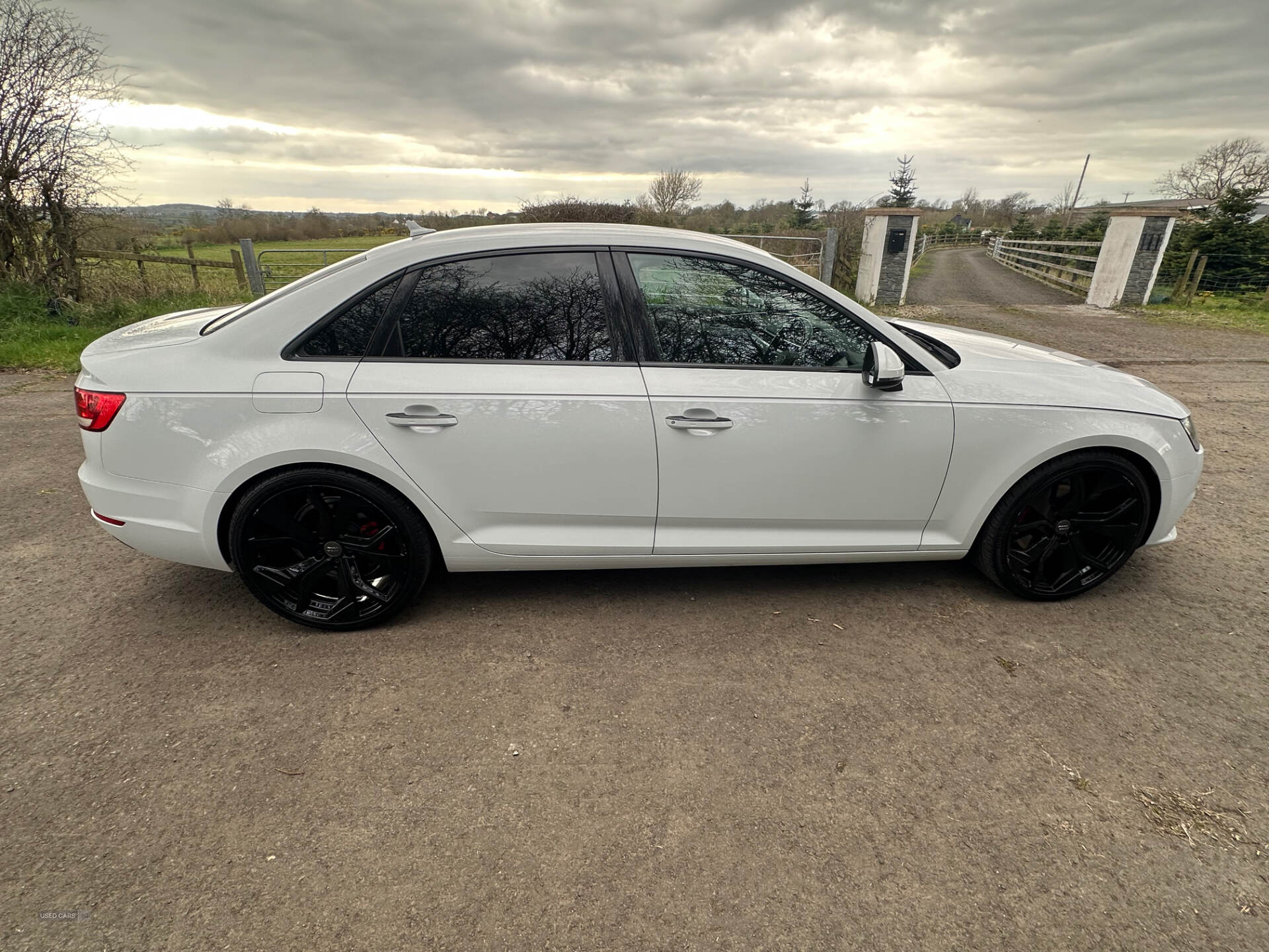 Nov 2016 Audi A4 2.0 TDI Ultra SE 4dr S Tronic