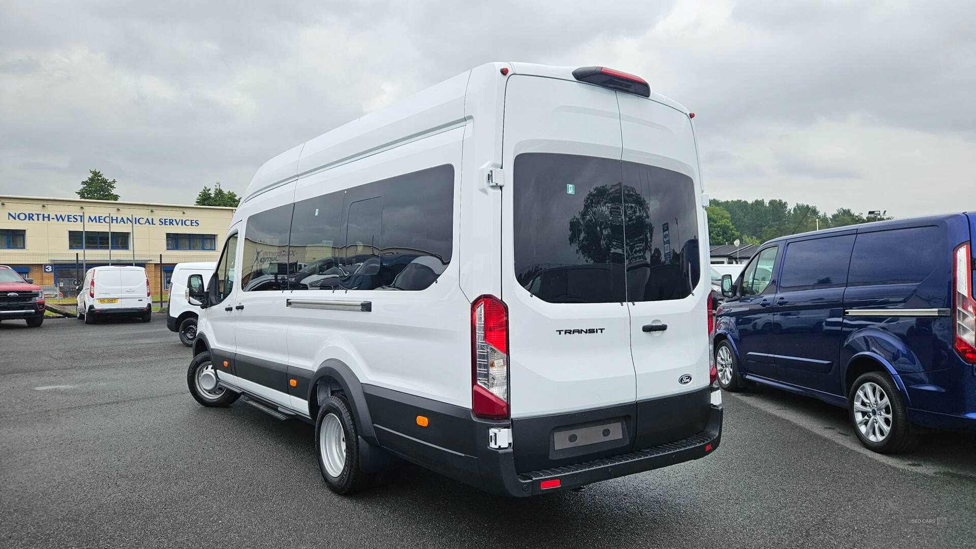 Jun 2025 Ford Transit Minibus 460 Trend DRW L4 H3 17 SEATER