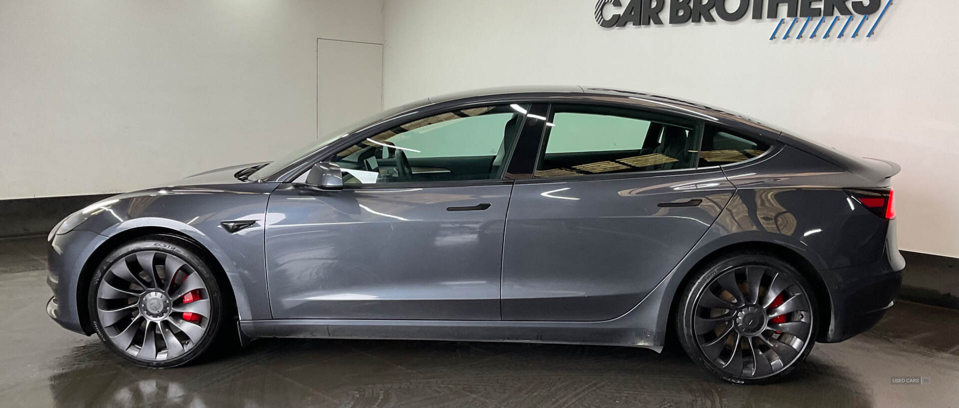 Mar 2022 TESLA Model 3 Performance AWD 4dr [Performance Upgrade] Auto