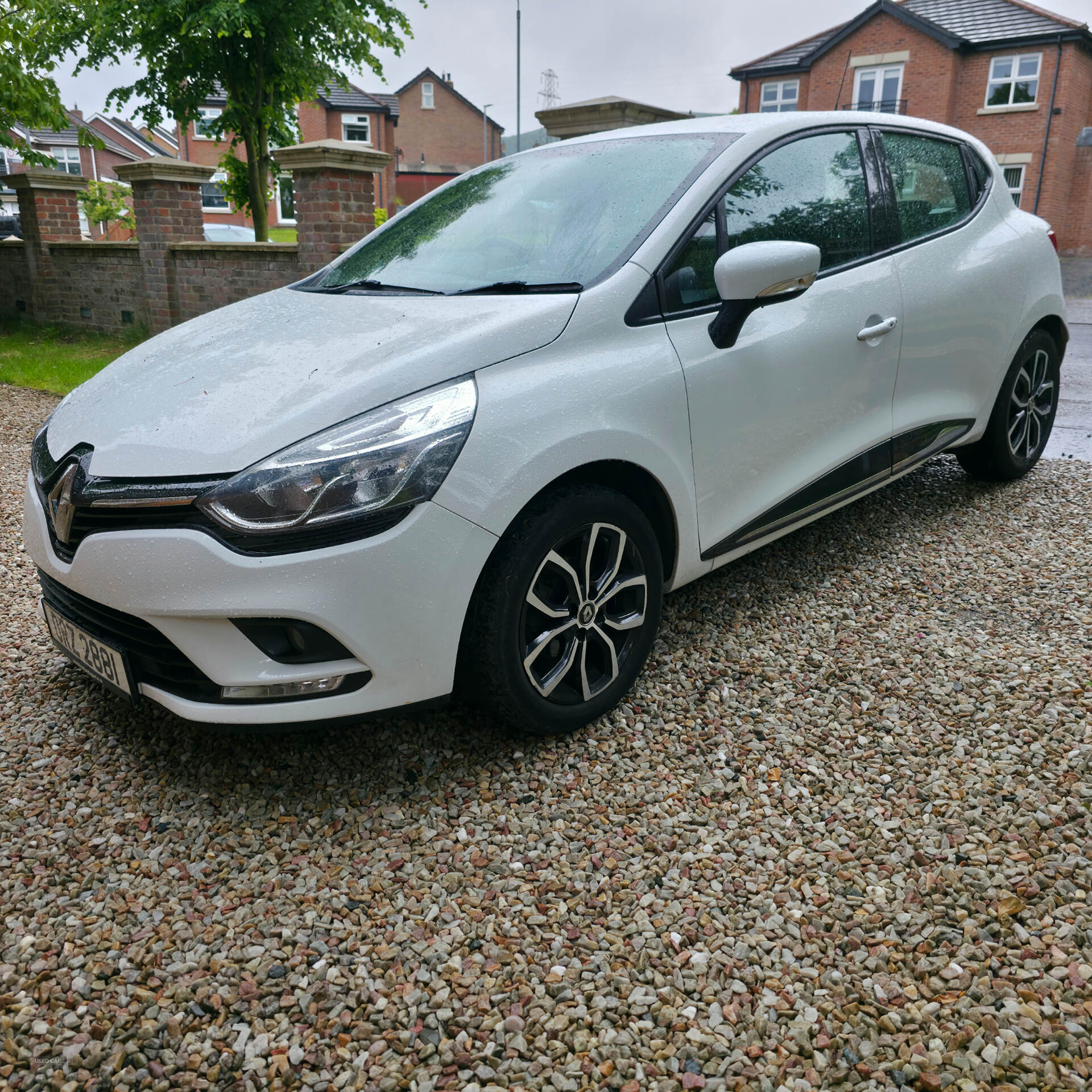 Aug 2018 Renault Clio 0.9 TCE 75 Play 5dr