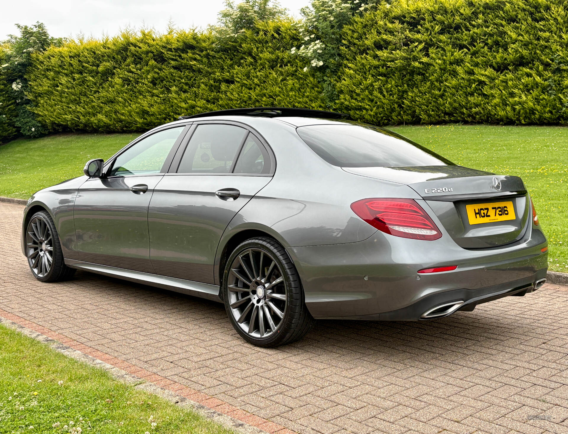 Apr 2017 Mercedes E-Class E220d AMG Line Premium 4dr 9G-Tronic