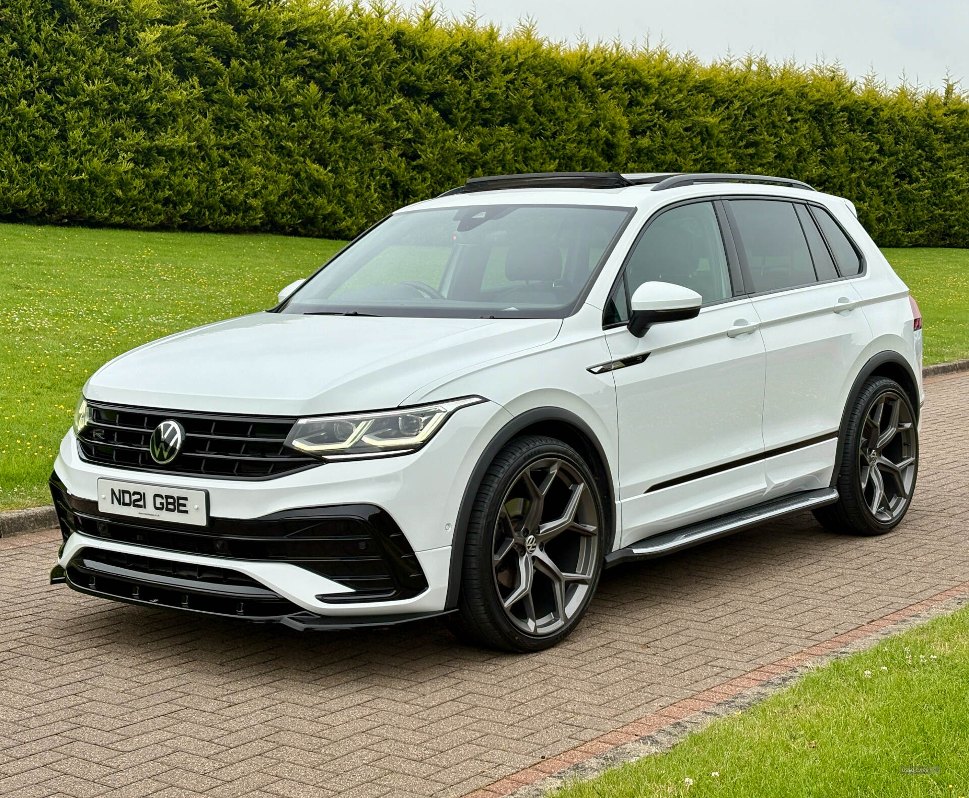 Apr 2021 Volkswagen Tiguan 2.0 TDI 4Motion R-Line 5dr DSG