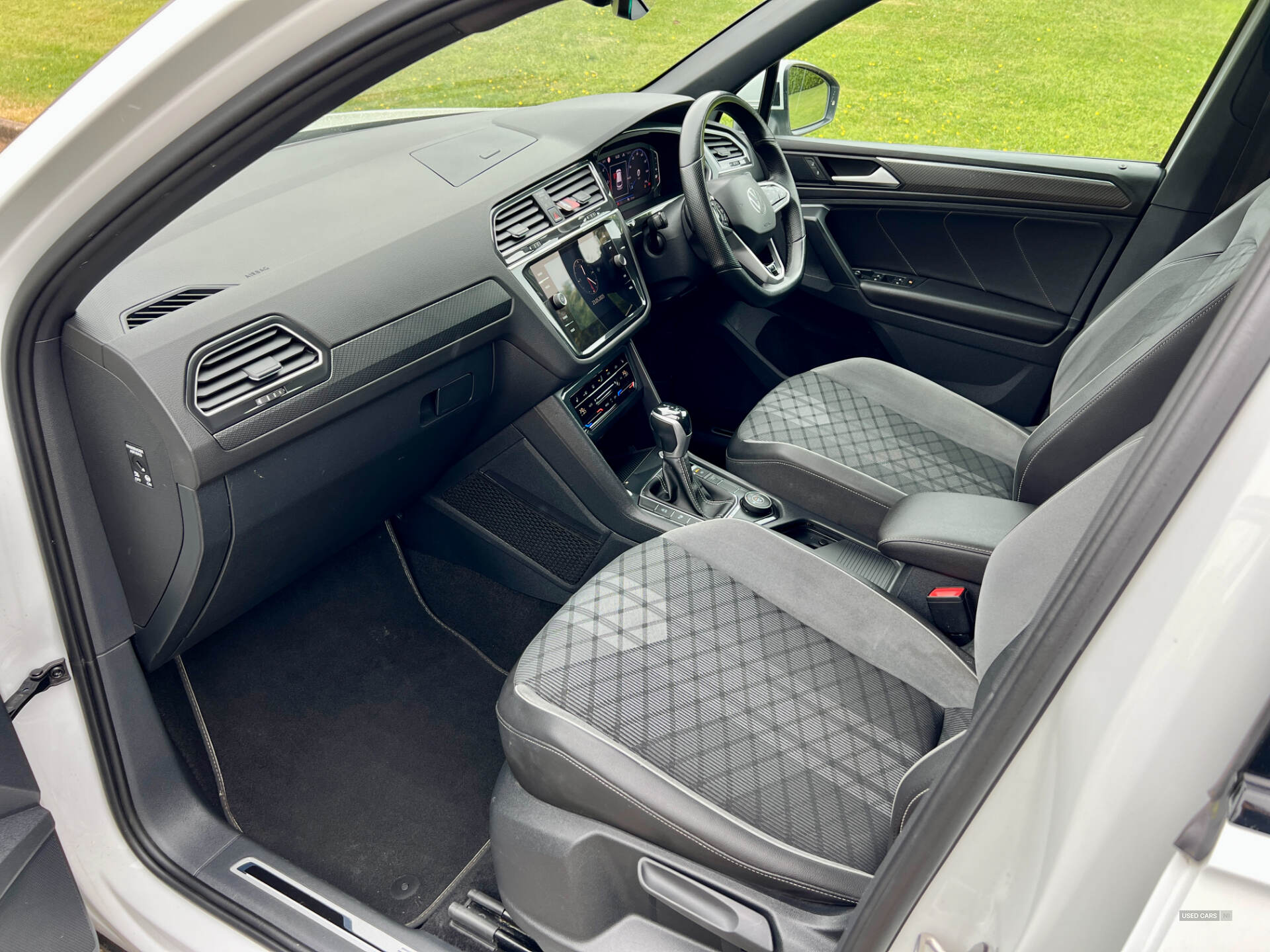 Apr 2021 Volkswagen Tiguan 2.0 TDI 4Motion R-Line 5dr DSG