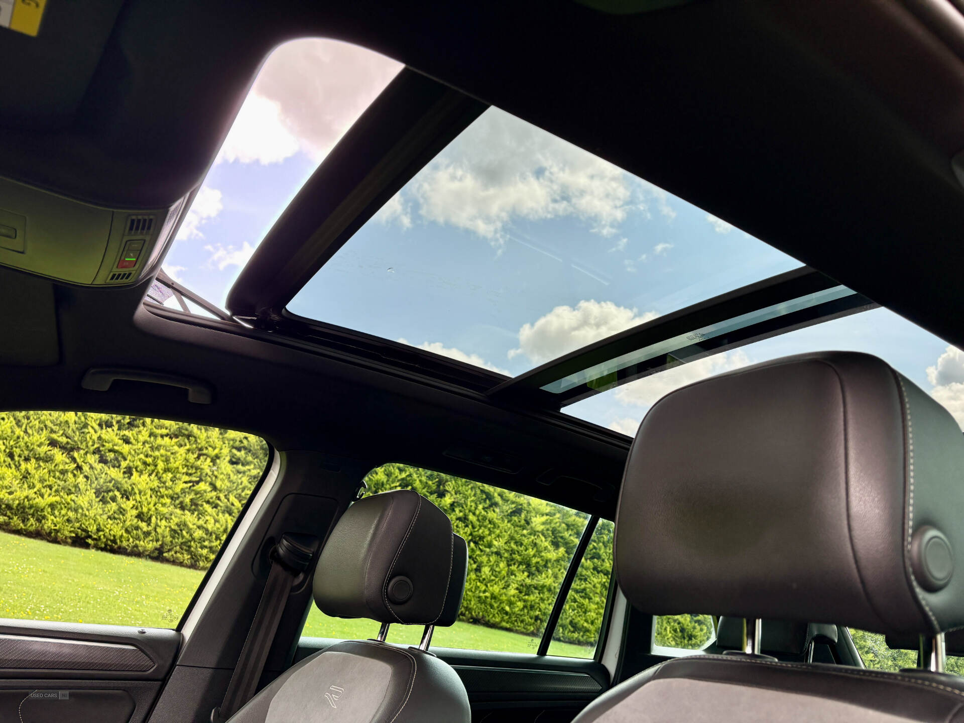 Apr 2021 Volkswagen Tiguan 2.0 TDI 4Motion R-Line 5dr DSG